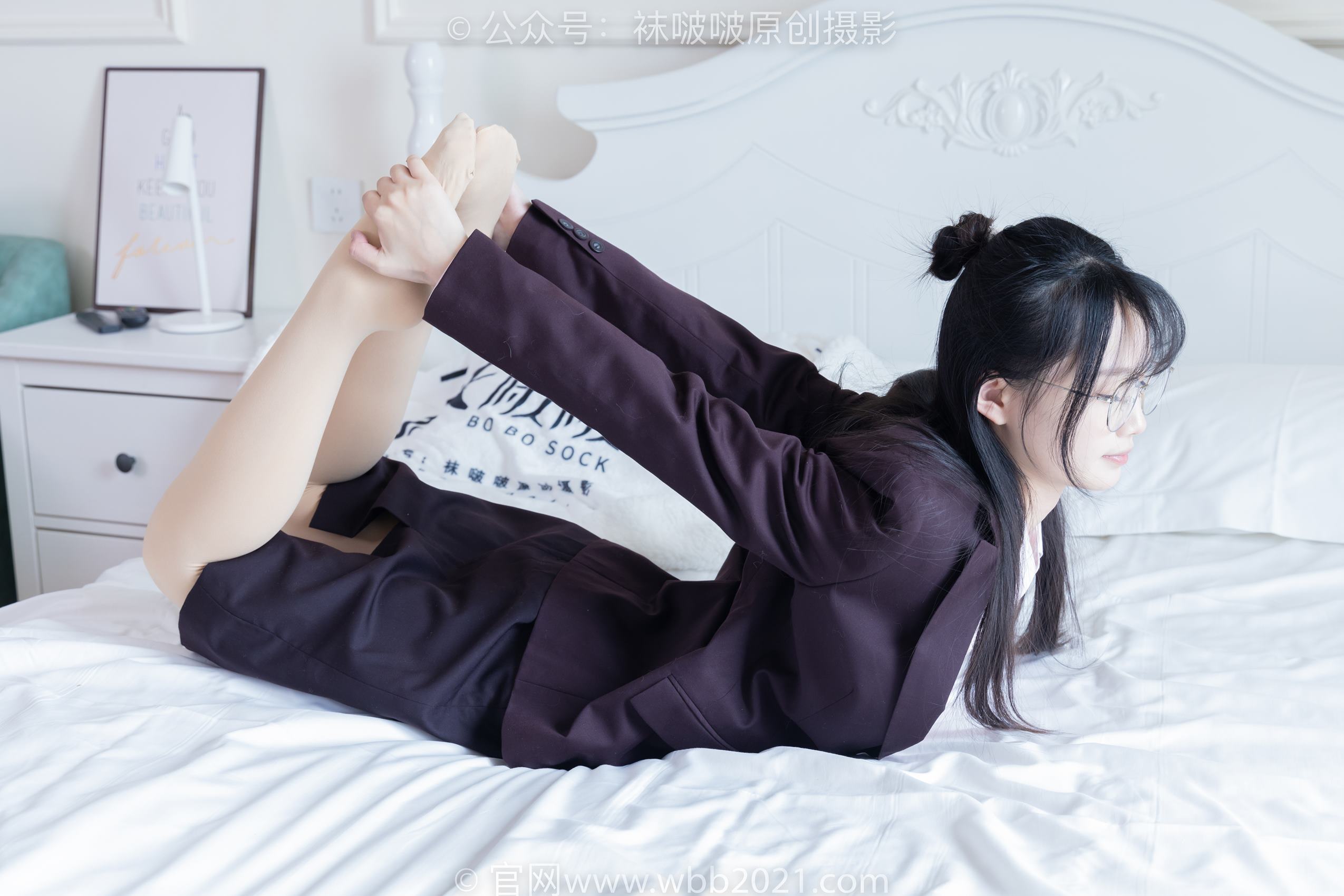 图片[33]-[BoBoSocks袜啵啵]NO.362 甜甜圈-两双皮鞋、厚肉丝、厚黑丝、ol制服[230P] – 速更版-美库