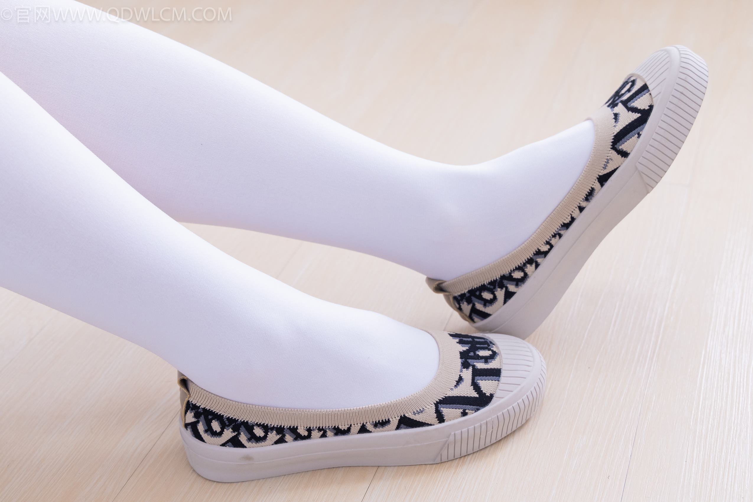 图片[27]-物恋传媒 NO.1935 川川-池中鱼[159P] – 速更版-美库