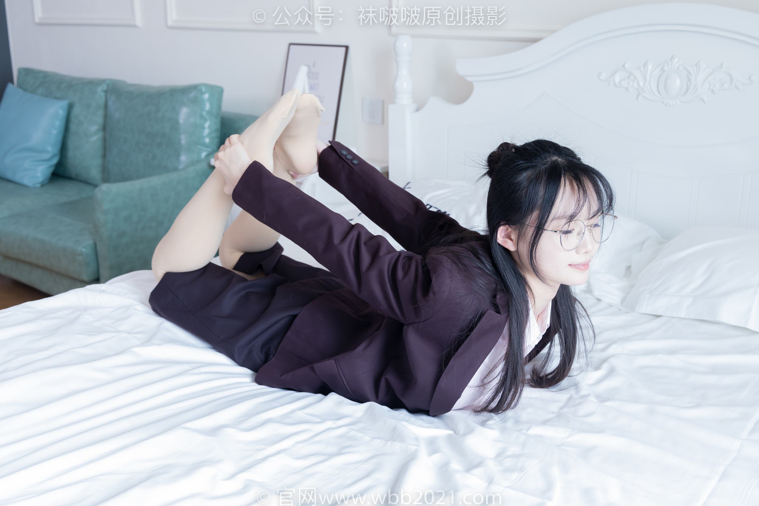 图片[39]-[BoBoSocks袜啵啵]NO.362 甜甜圈-两双皮鞋、厚肉丝、厚黑丝、ol制服[230P] – 速更版-美库