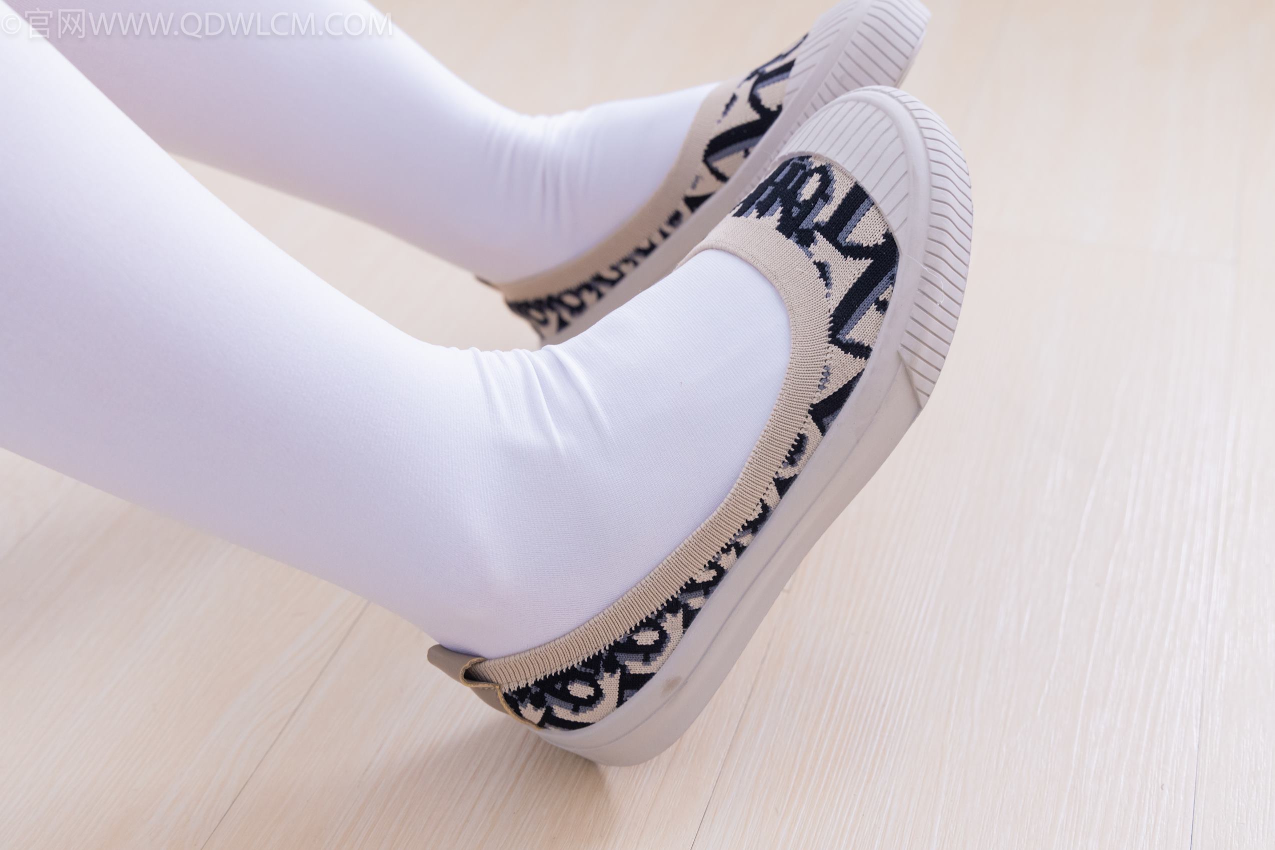 图片[28]-物恋传媒 NO.1935 川川-池中鱼[159P] – 速更版-美库