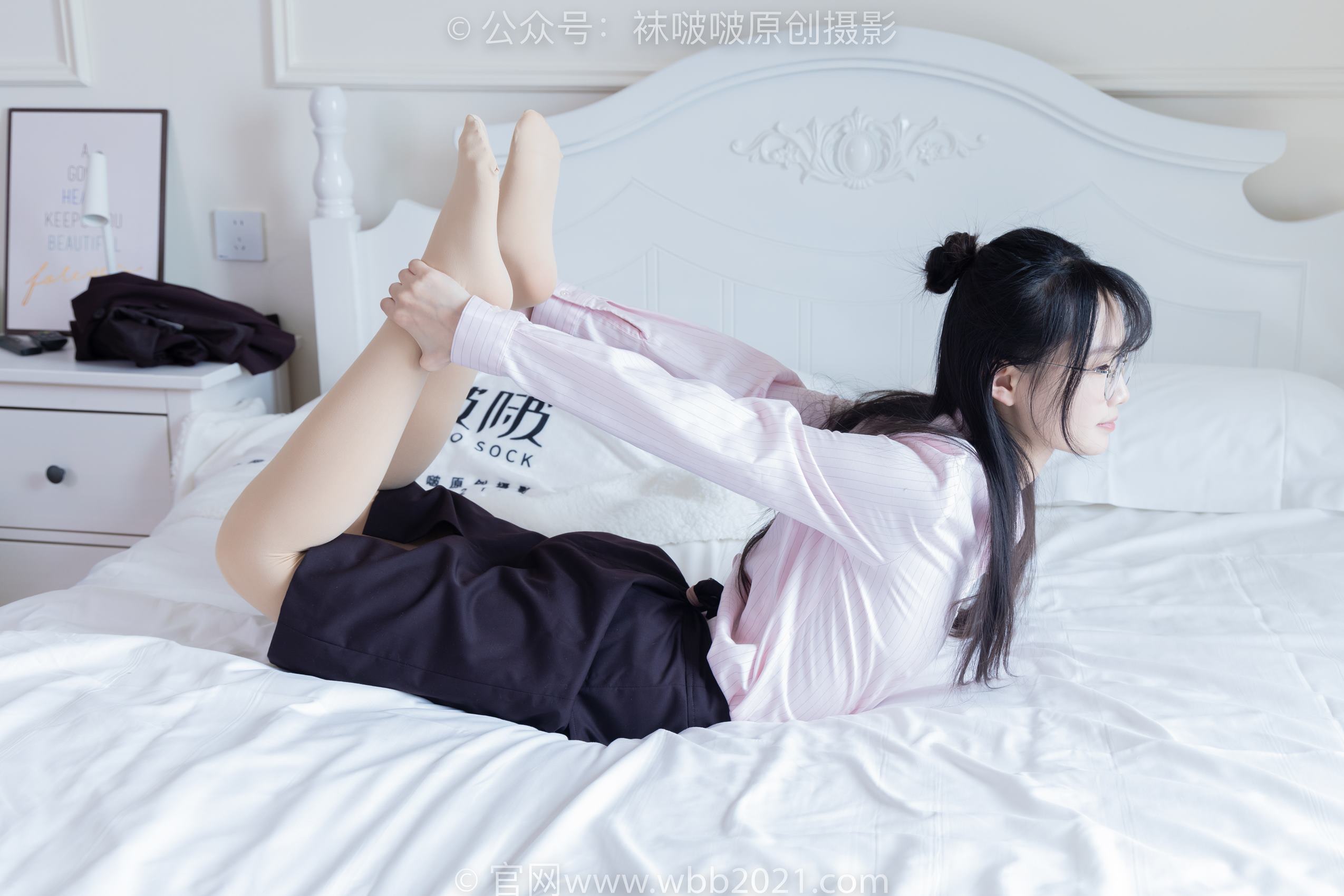 图片[41]-[BoBoSocks袜啵啵]NO.362 甜甜圈-两双皮鞋、厚肉丝、厚黑丝、ol制服[230P] – 速更版-美库