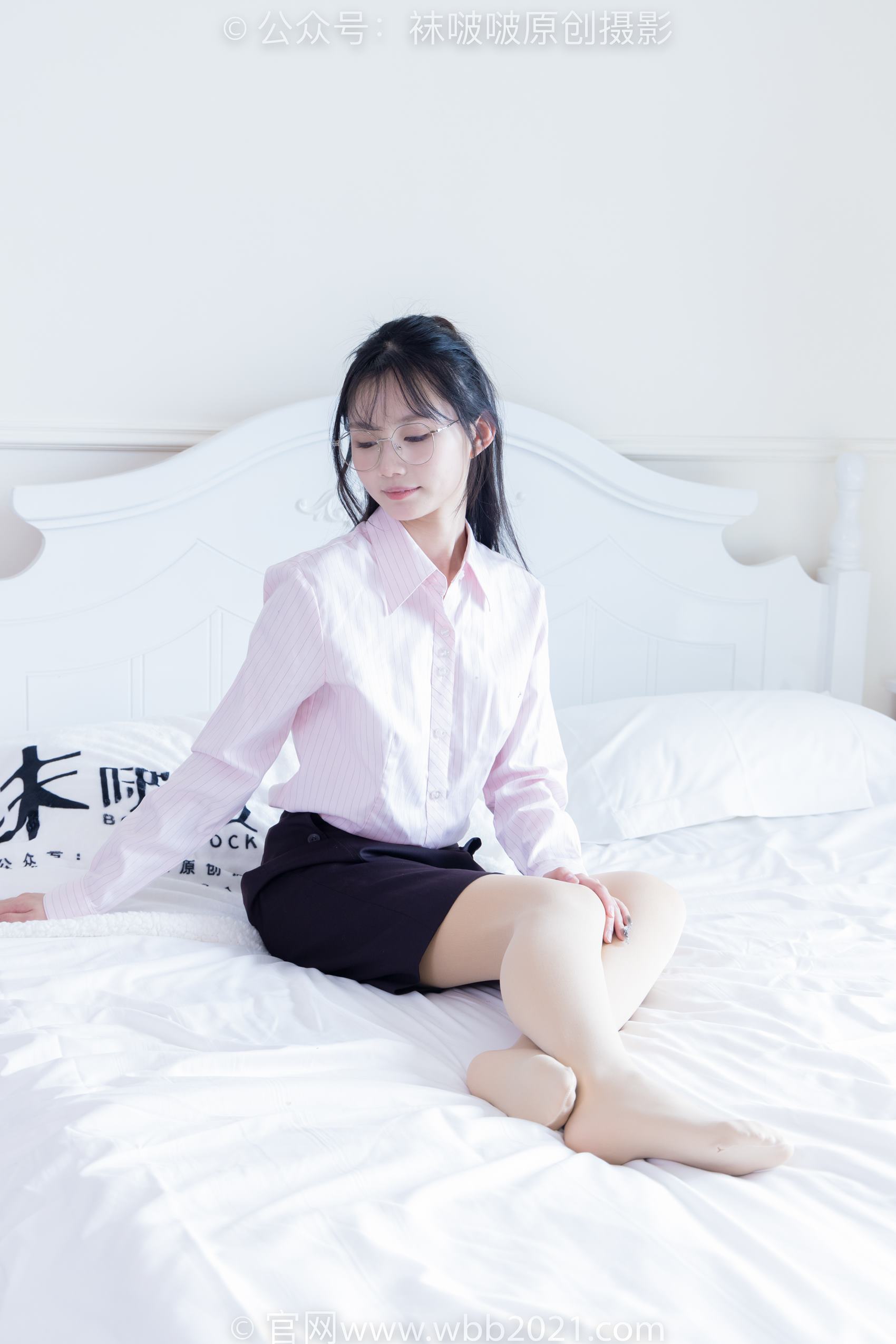 图片[50]-[BoBoSocks袜啵啵]NO.362 甜甜圈-两双皮鞋、厚肉丝、厚黑丝、ol制服[230P] – 速更版-美库