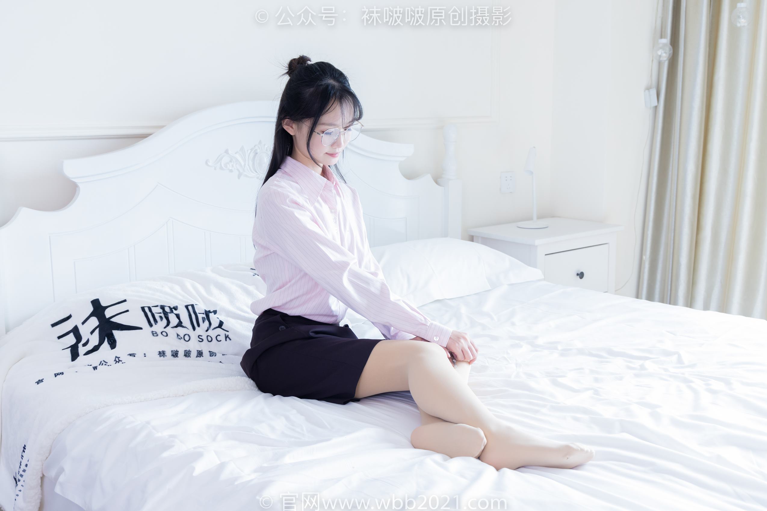 图片[51]-[BoBoSocks袜啵啵]NO.362 甜甜圈-两双皮鞋、厚肉丝、厚黑丝、ol制服[230P] – 速更版-美库