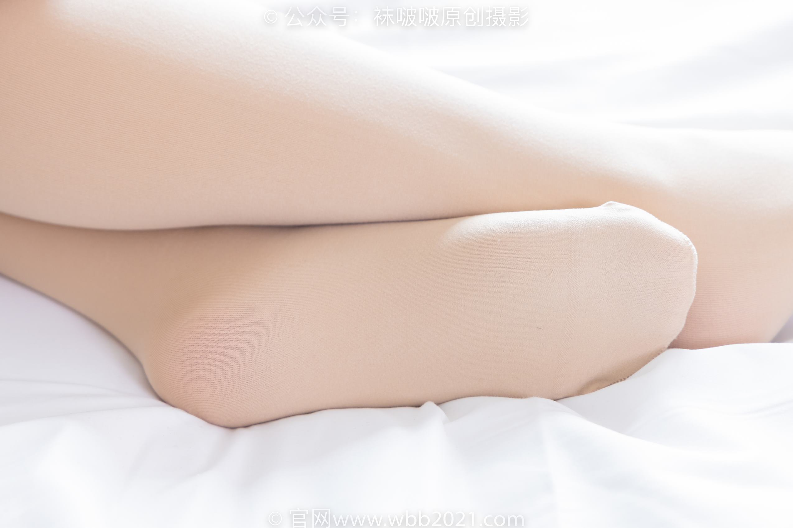 图片[56]-[BoBoSocks袜啵啵]NO.362 甜甜圈-两双皮鞋、厚肉丝、厚黑丝、ol制服[230P] – 速更版-美库