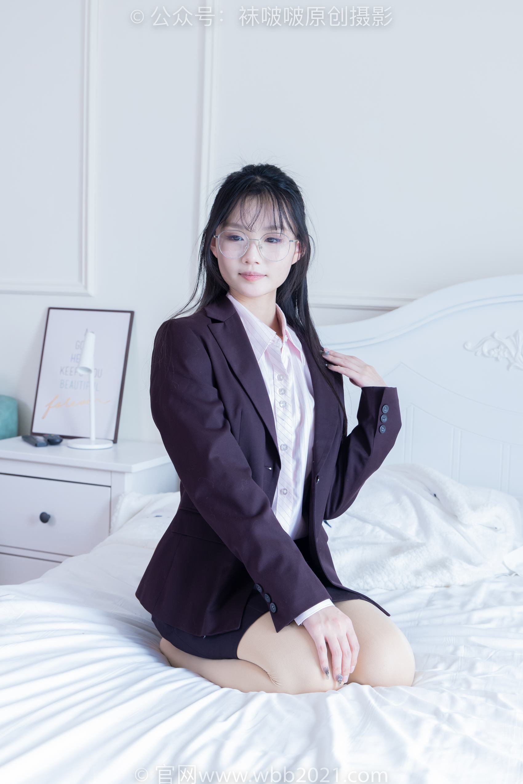 图片[71]-[BoBoSocks袜啵啵]NO.362 甜甜圈-两双皮鞋、厚肉丝、厚黑丝、ol制服[230P] – 速更版-美库