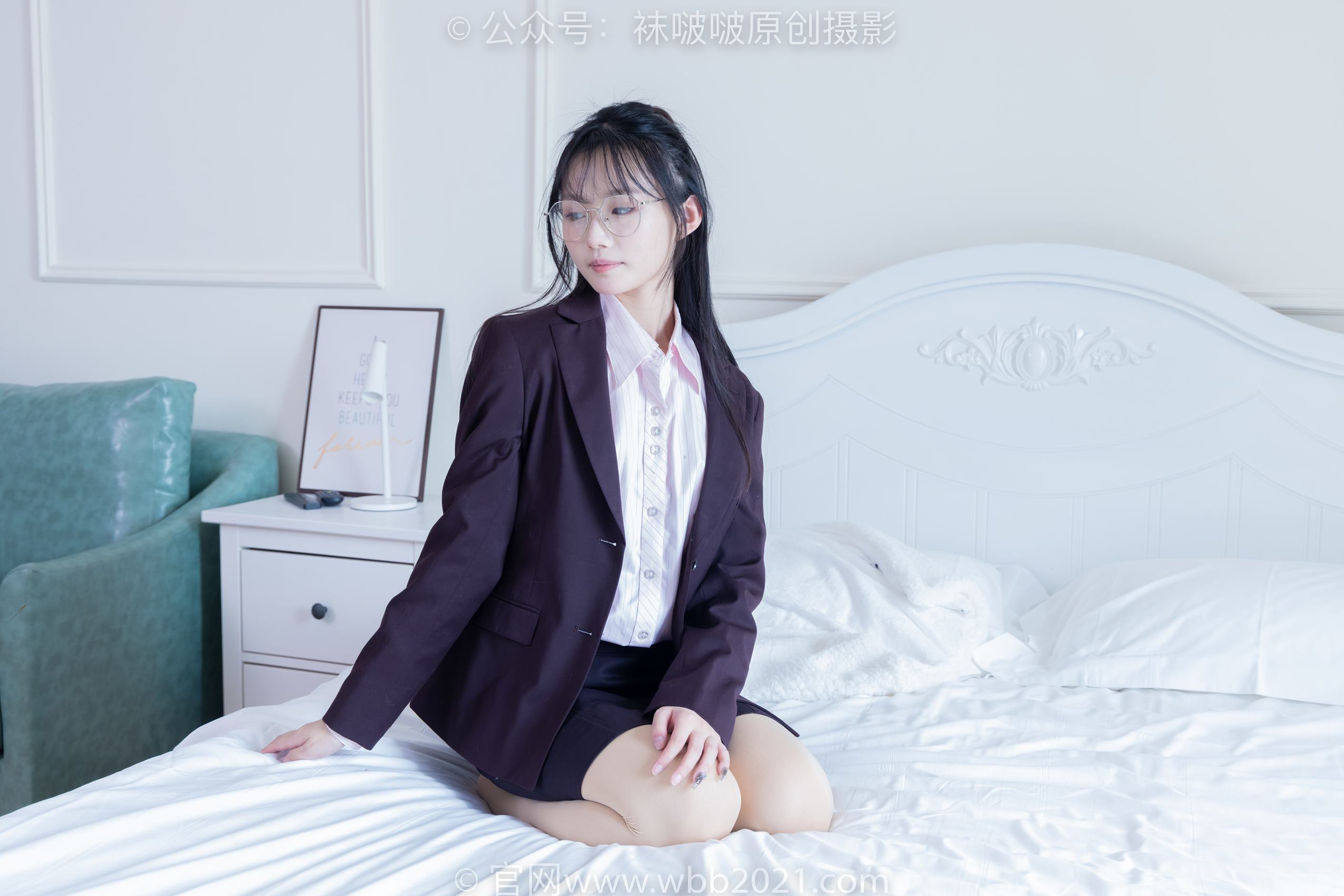 图片[72]-[BoBoSocks袜啵啵]NO.362 甜甜圈-两双皮鞋、厚肉丝、厚黑丝、ol制服[230P] – 速更版-美库