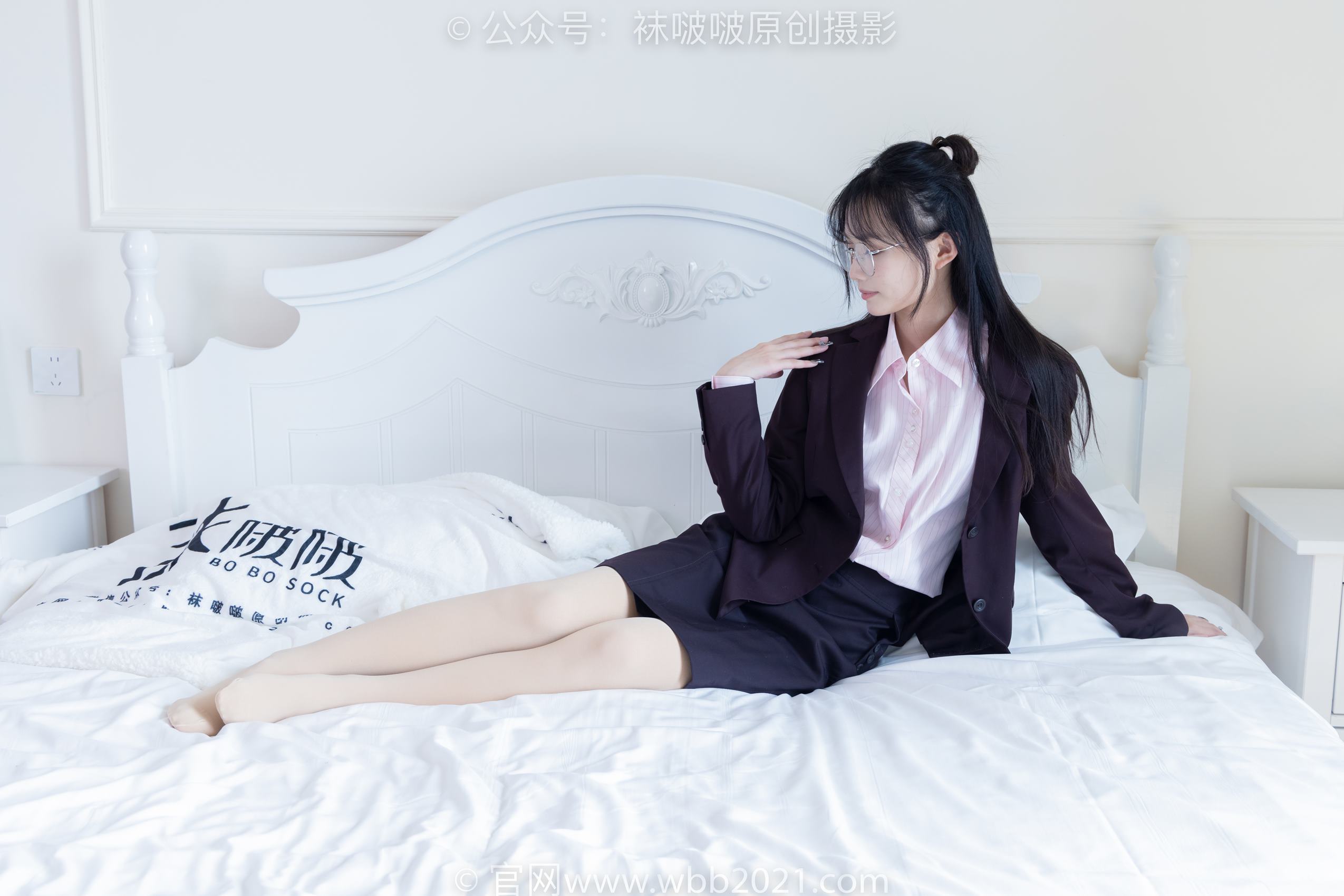 图片[85]-[BoBoSocks袜啵啵]NO.362 甜甜圈-两双皮鞋、厚肉丝、厚黑丝、ol制服[230P] – 速更版-美库