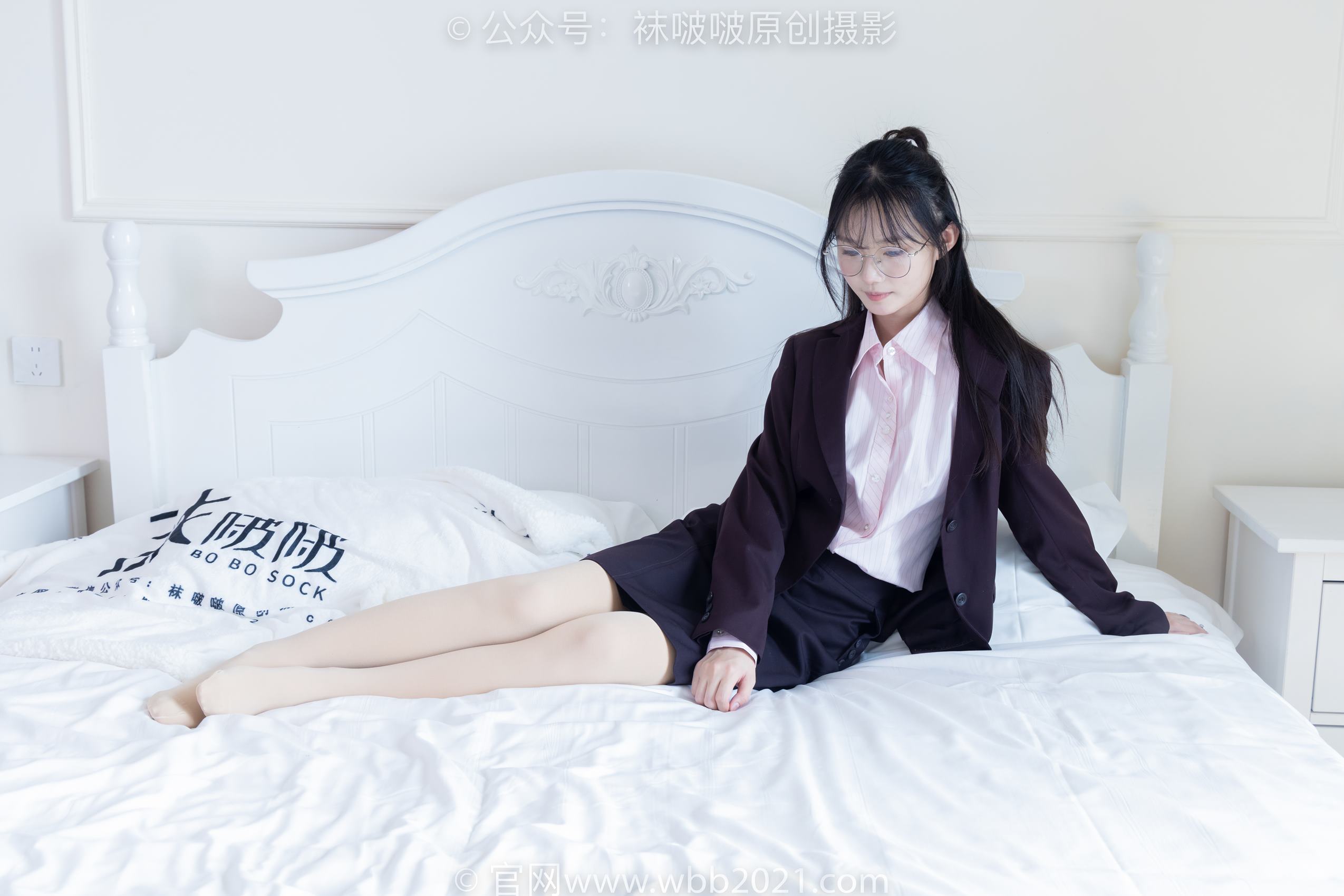 图片[86]-[BoBoSocks袜啵啵]NO.362 甜甜圈-两双皮鞋、厚肉丝、厚黑丝、ol制服[230P] – 速更版-美库