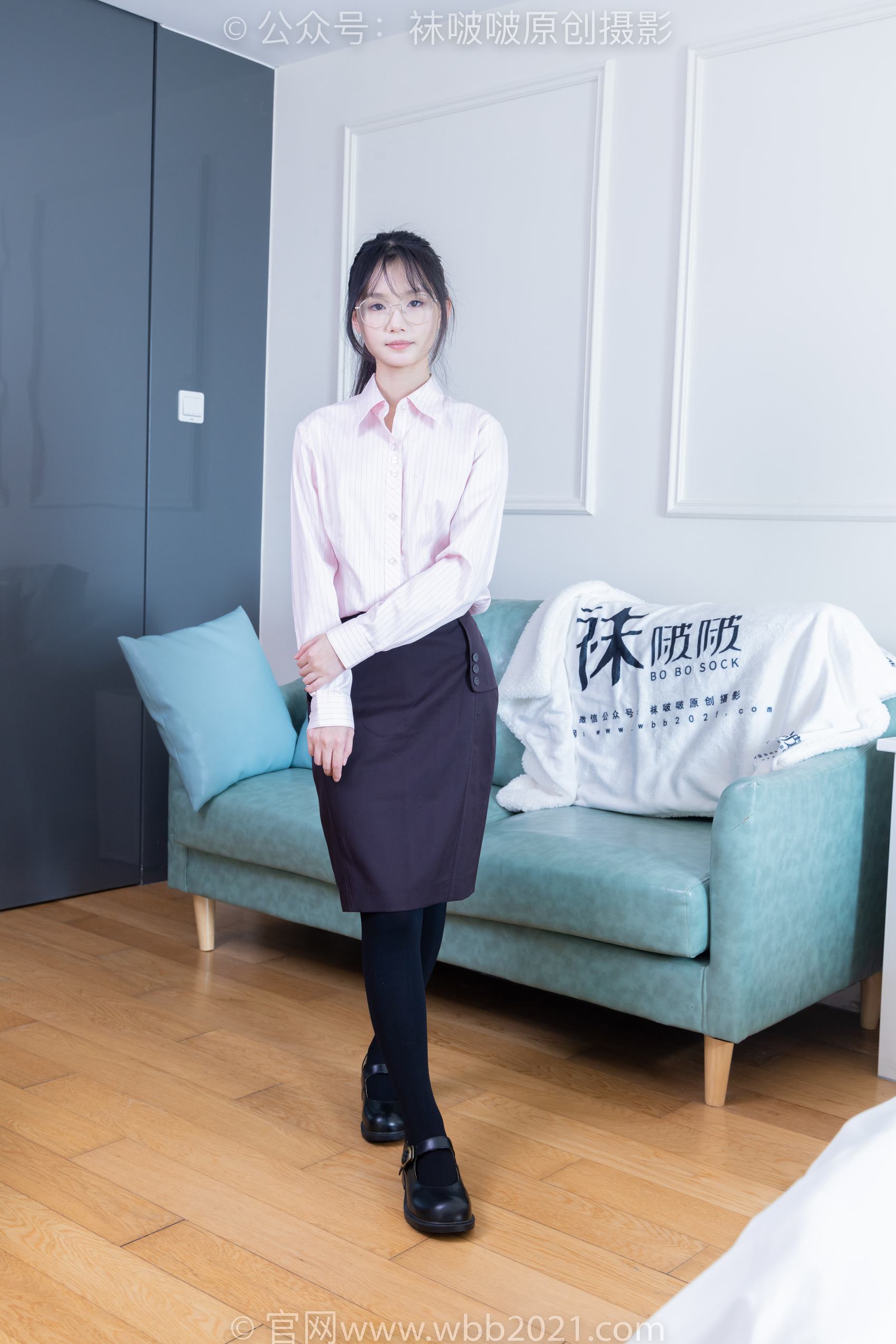 图片[96]-[BoBoSocks袜啵啵]NO.362 甜甜圈-两双皮鞋、厚肉丝、厚黑丝、ol制服[230P] – 速更版-美库