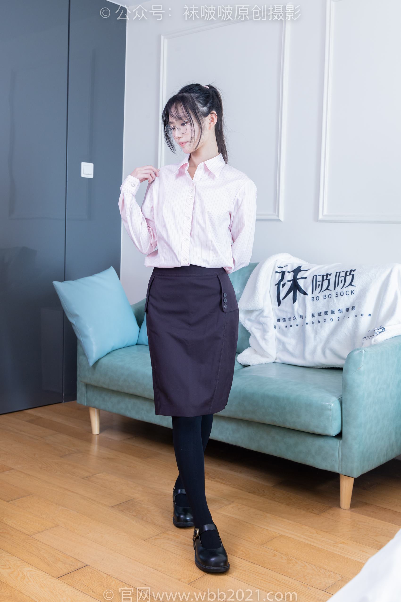 图片[99]-[BoBoSocks袜啵啵]NO.362 甜甜圈-两双皮鞋、厚肉丝、厚黑丝、ol制服[230P] – 速更版-美库