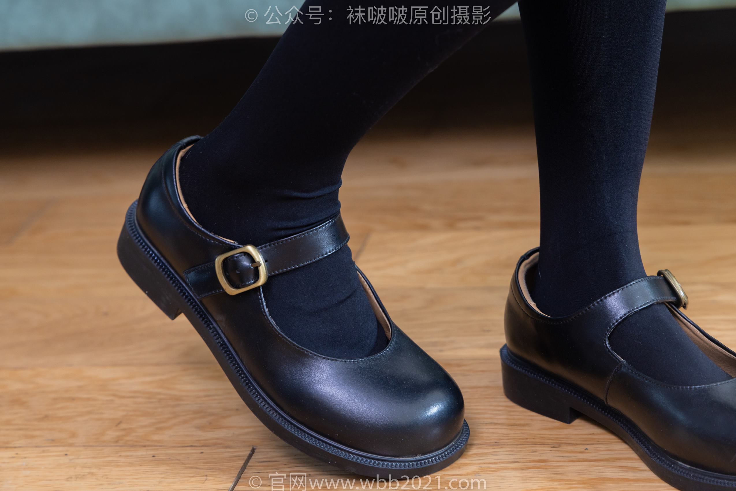 图片[103]-[BoBoSocks袜啵啵]NO.362 甜甜圈-两双皮鞋、厚肉丝、厚黑丝、ol制服[230P] – 速更版-美库