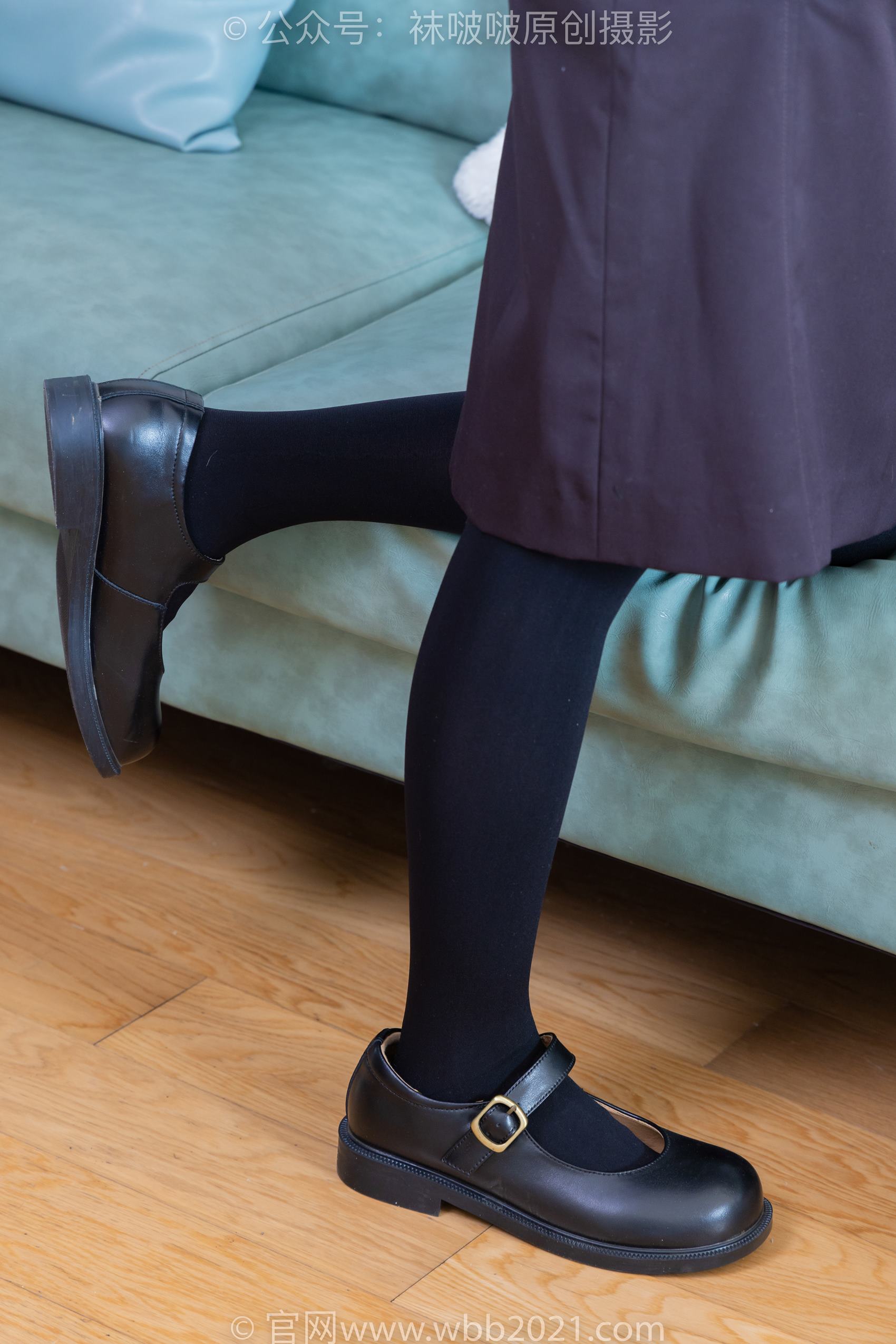 图片[105]-[BoBoSocks袜啵啵]NO.362 甜甜圈-两双皮鞋、厚肉丝、厚黑丝、ol制服[230P] – 速更版-美库