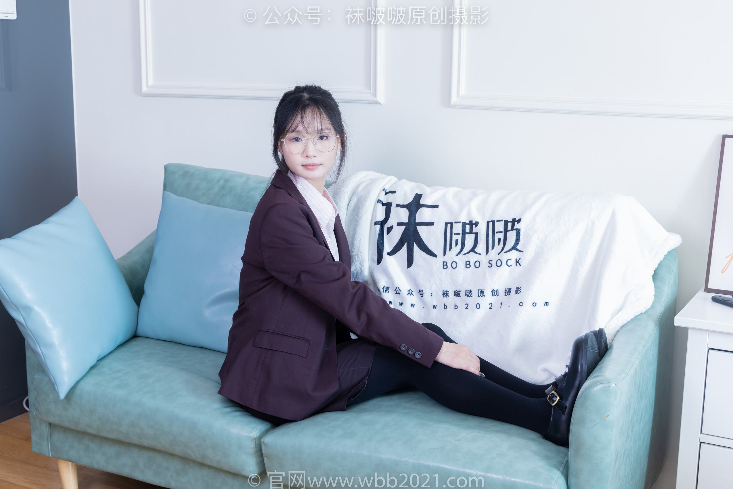 图片[108]-[BoBoSocks袜啵啵]NO.362 甜甜圈-两双皮鞋、厚肉丝、厚黑丝、ol制服[230P] – 速更版-美库