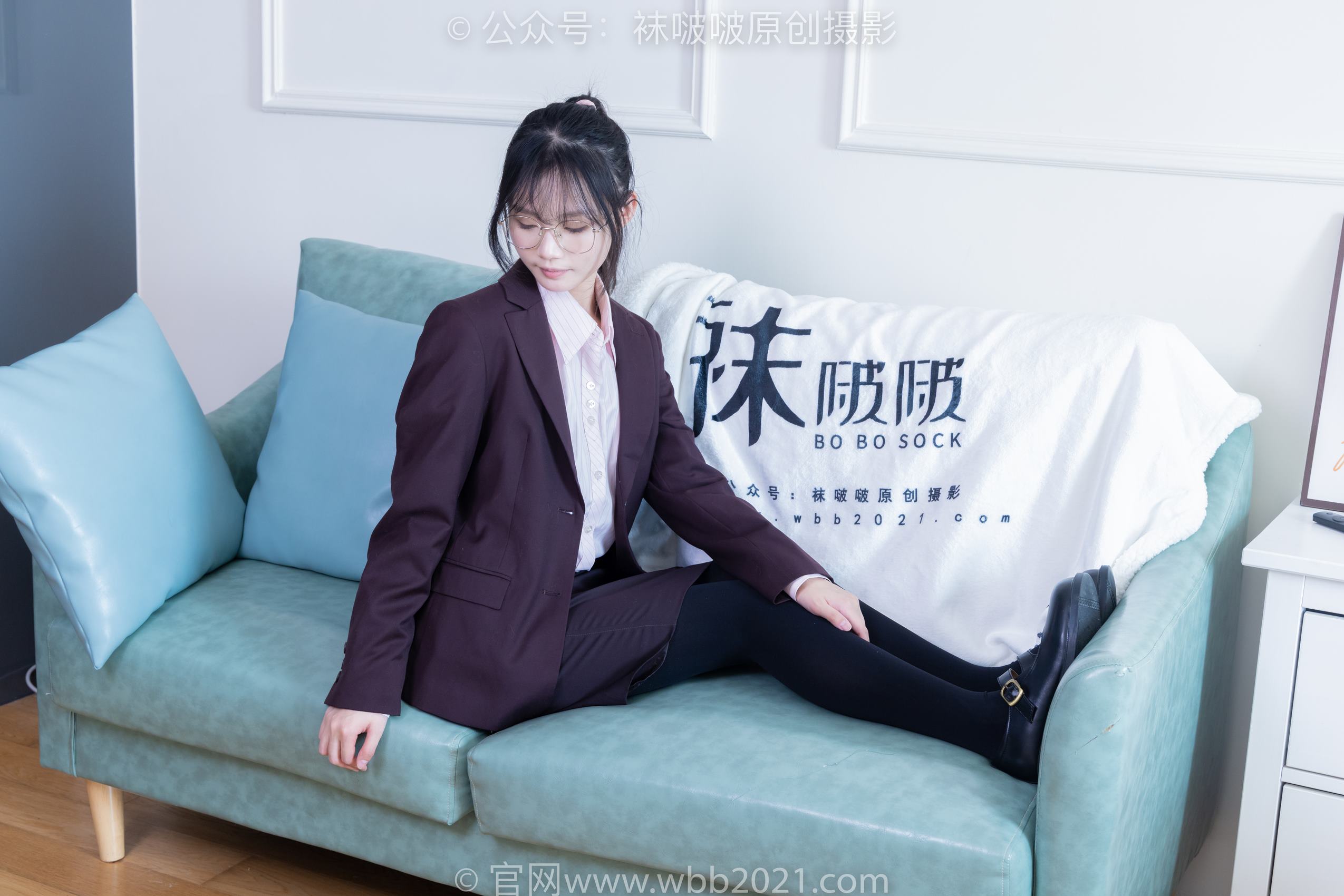 图片[109]-[BoBoSocks袜啵啵]NO.362 甜甜圈-两双皮鞋、厚肉丝、厚黑丝、ol制服[230P] – 速更版-美库