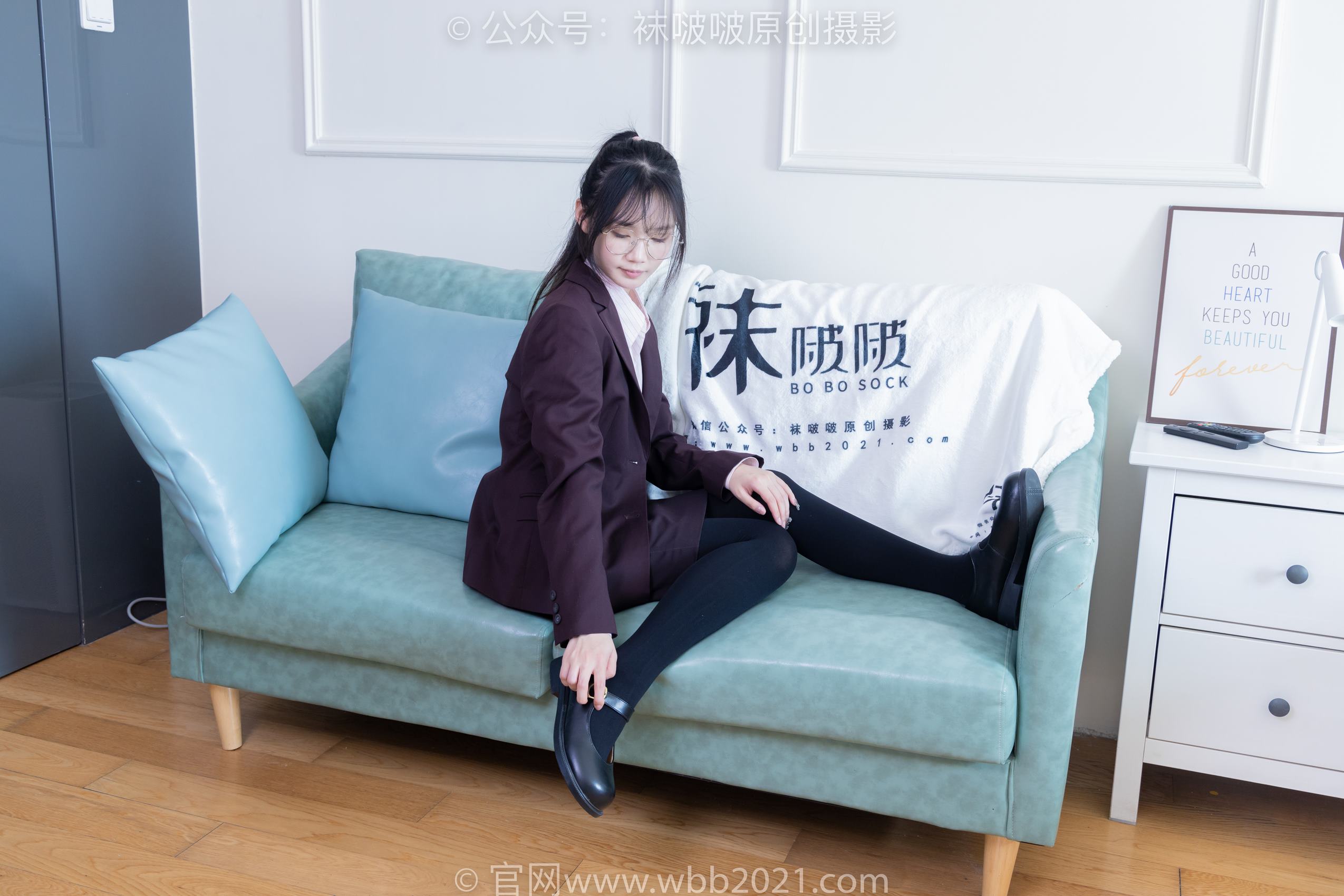 图片[113]-[BoBoSocks袜啵啵]NO.362 甜甜圈-两双皮鞋、厚肉丝、厚黑丝、ol制服[230P] – 速更版-美库