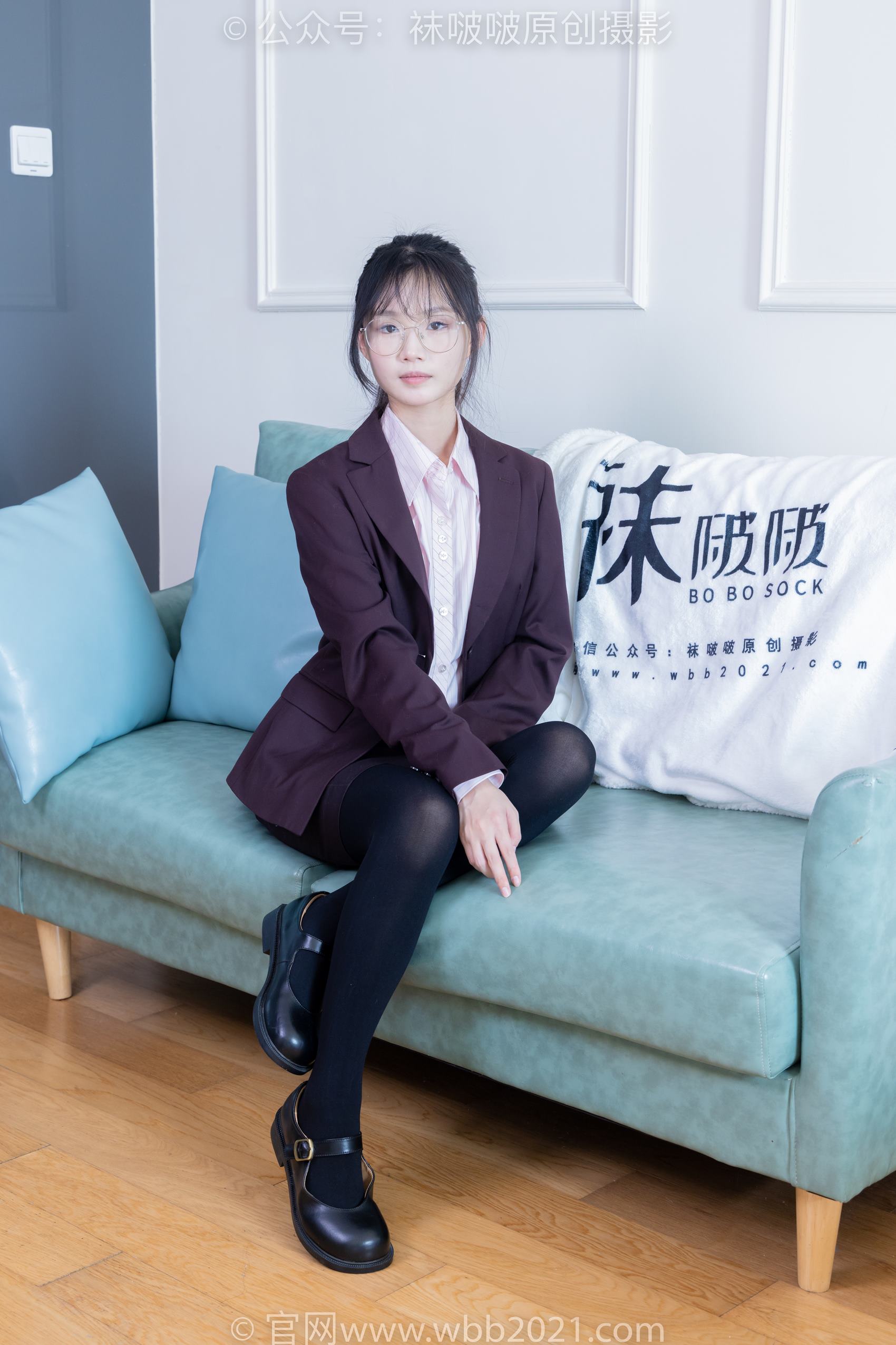 图片[119]-[BoBoSocks袜啵啵]NO.362 甜甜圈-两双皮鞋、厚肉丝、厚黑丝、ol制服[230P] – 速更版-美库