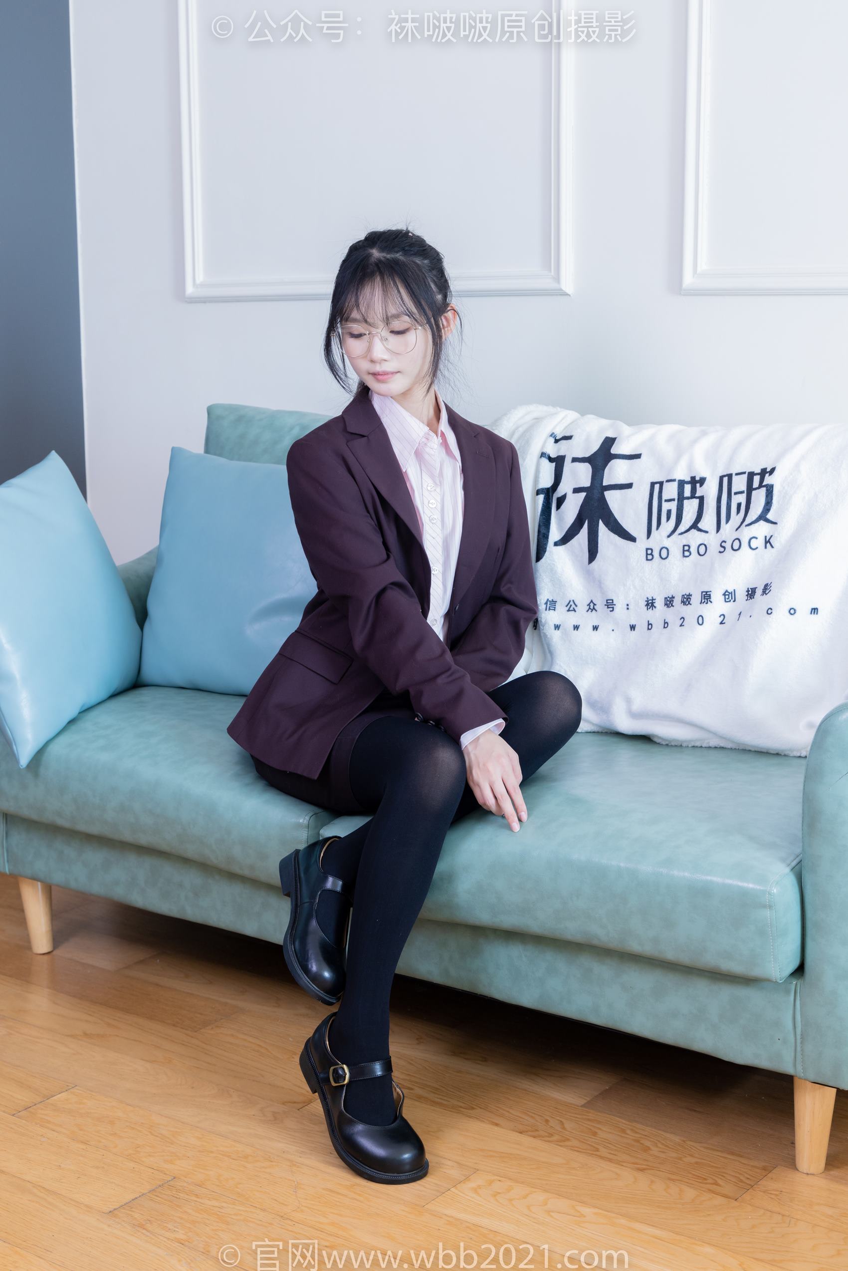 图片[120]-[BoBoSocks袜啵啵]NO.362 甜甜圈-两双皮鞋、厚肉丝、厚黑丝、ol制服[230P] – 速更版-美库