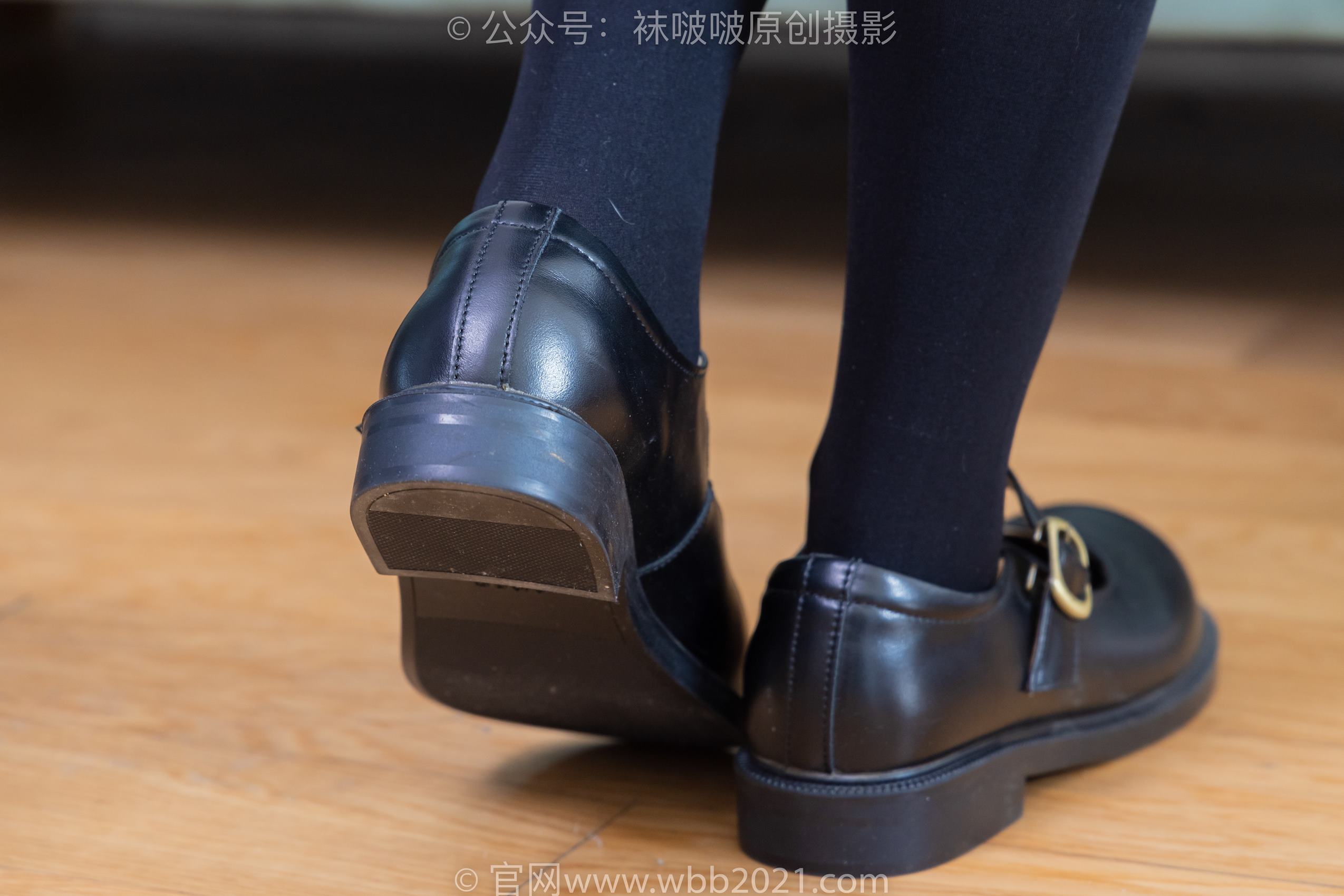 图片[125]-[BoBoSocks袜啵啵]NO.362 甜甜圈-两双皮鞋、厚肉丝、厚黑丝、ol制服[230P] – 速更版-美库