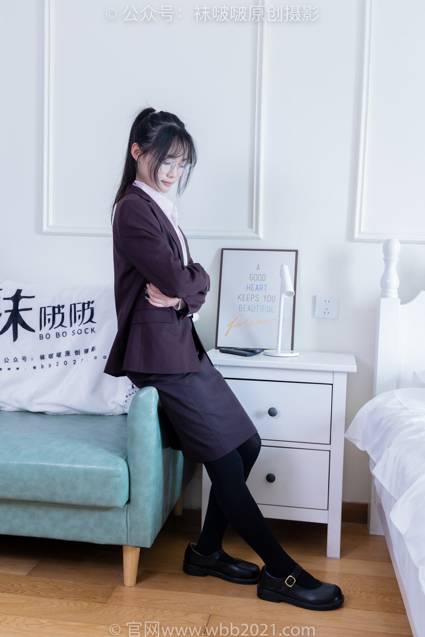 图片[132]-[BoBoSocks袜啵啵]NO.362 甜甜圈-两双皮鞋、厚肉丝、厚黑丝、ol制服[230P] – 速更版-美库