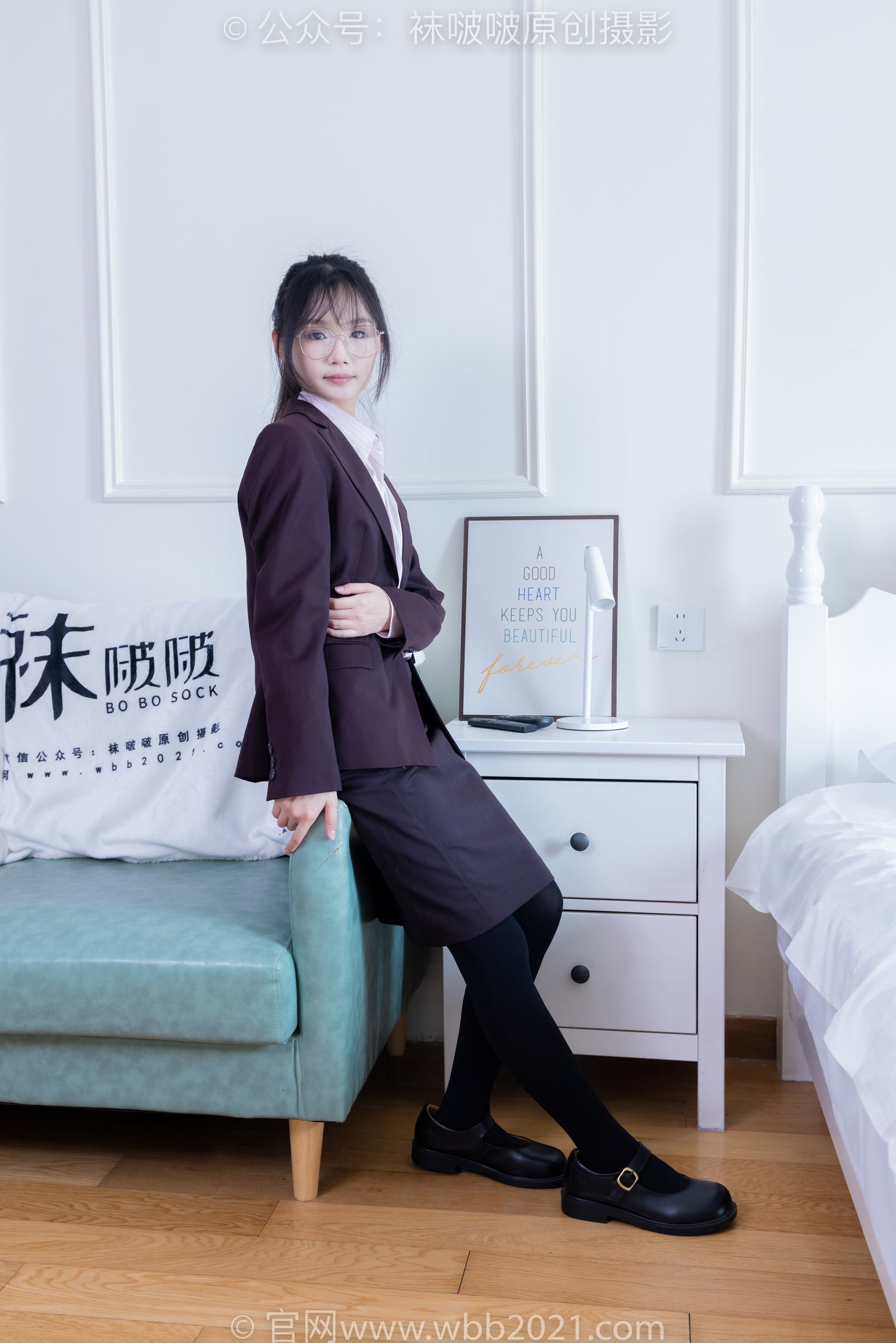 图片[133]-[BoBoSocks袜啵啵]NO.362 甜甜圈-两双皮鞋、厚肉丝、厚黑丝、ol制服[230P] – 速更版-美库