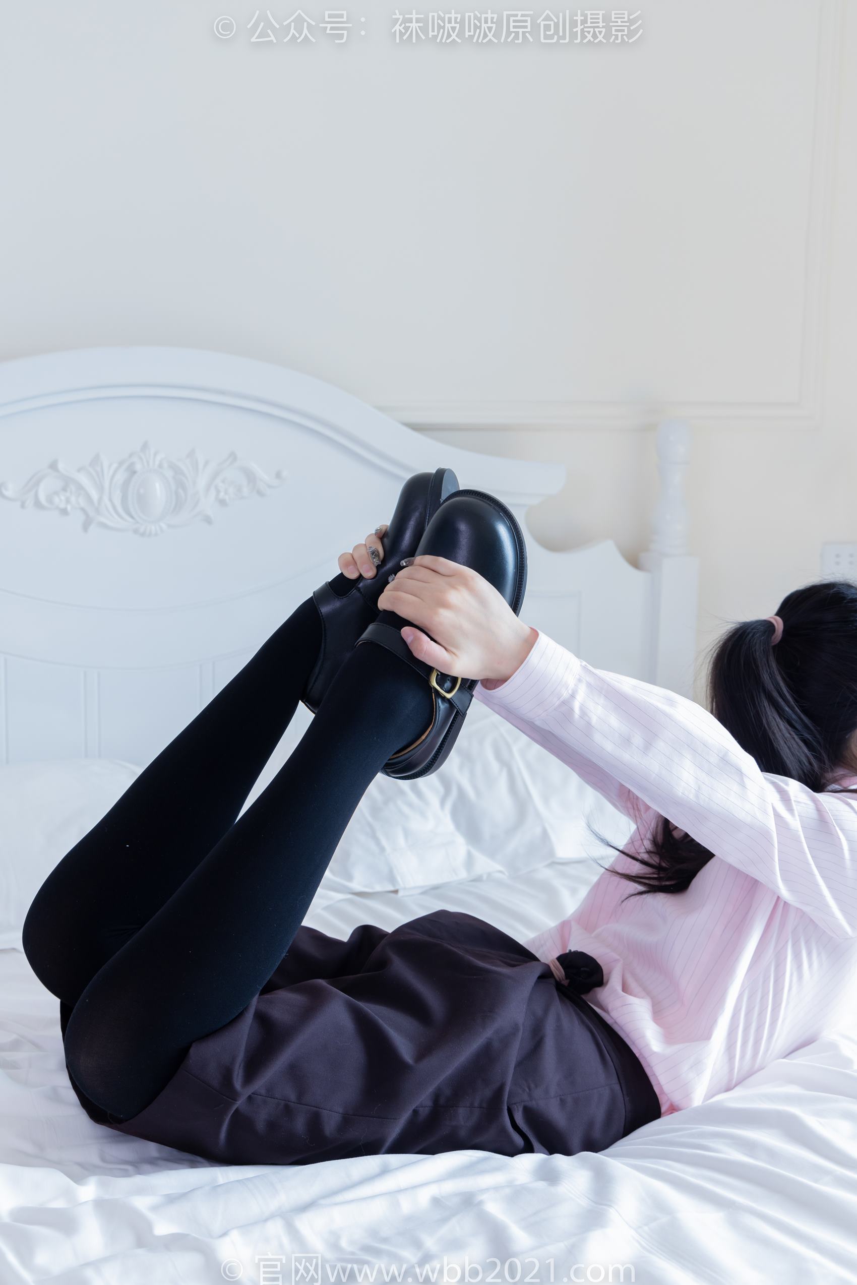 图片[142]-[BoBoSocks袜啵啵]NO.362 甜甜圈-两双皮鞋、厚肉丝、厚黑丝、ol制服[230P] – 速更版-美库