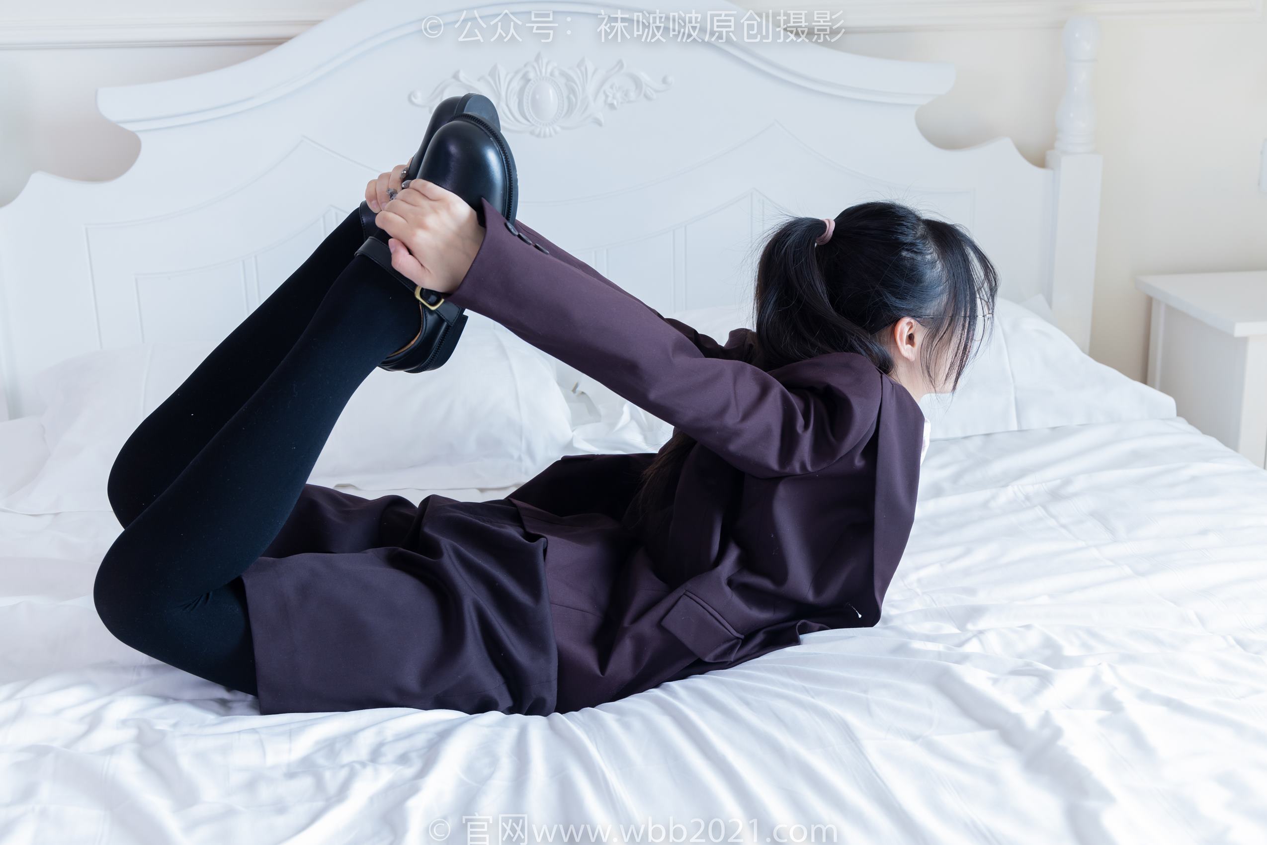 图片[151]-[BoBoSocks袜啵啵]NO.362 甜甜圈-两双皮鞋、厚肉丝、厚黑丝、ol制服[230P] – 速更版-美库