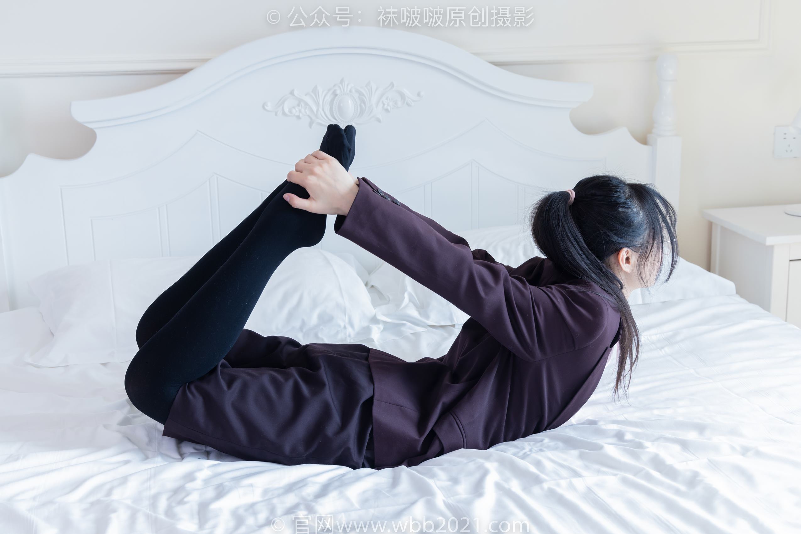 图片[158]-[BoBoSocks袜啵啵]NO.362 甜甜圈-两双皮鞋、厚肉丝、厚黑丝、ol制服[230P] – 速更版-美库