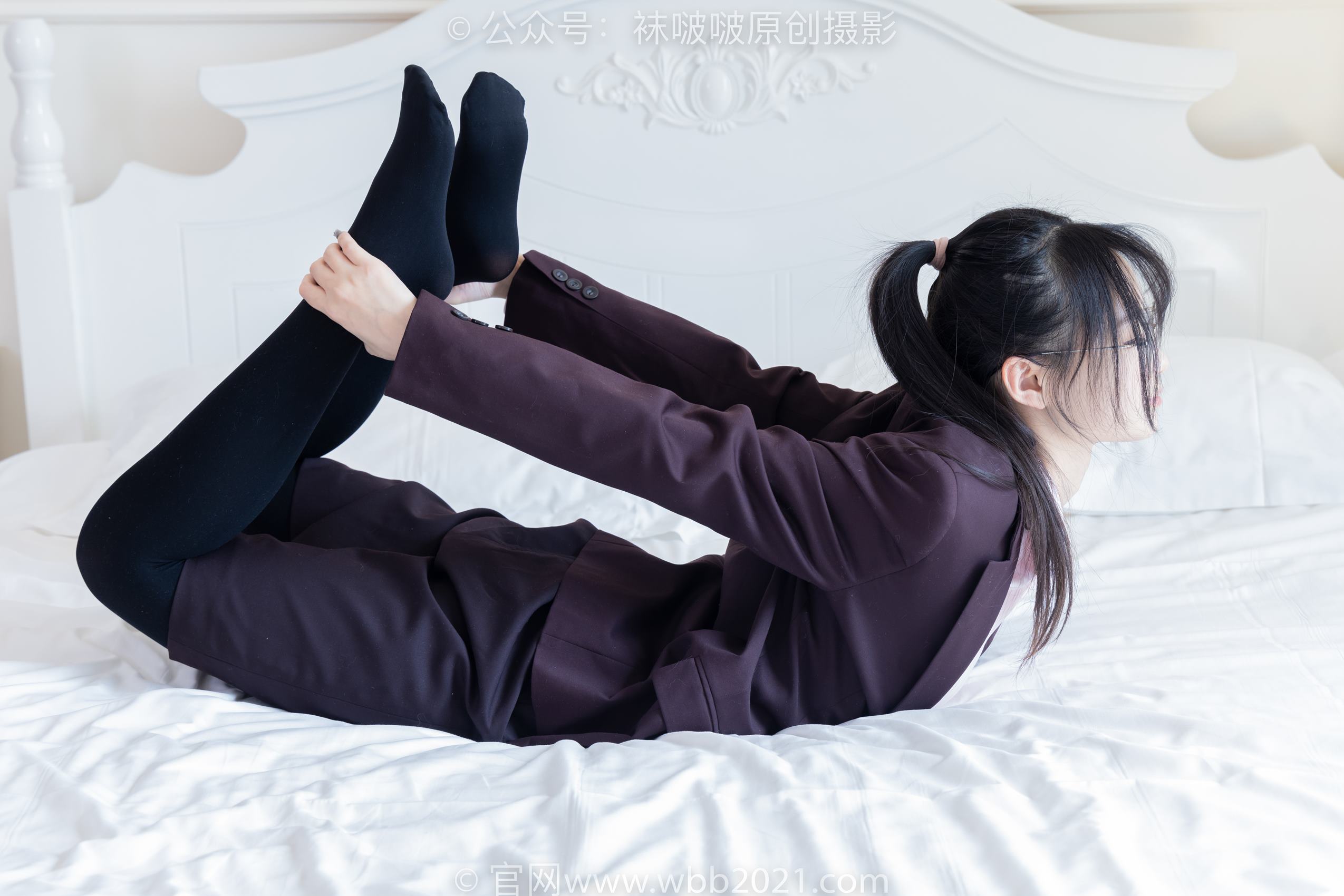 图片[161]-[BoBoSocks袜啵啵]NO.362 甜甜圈-两双皮鞋、厚肉丝、厚黑丝、ol制服[230P] – 速更版-美库