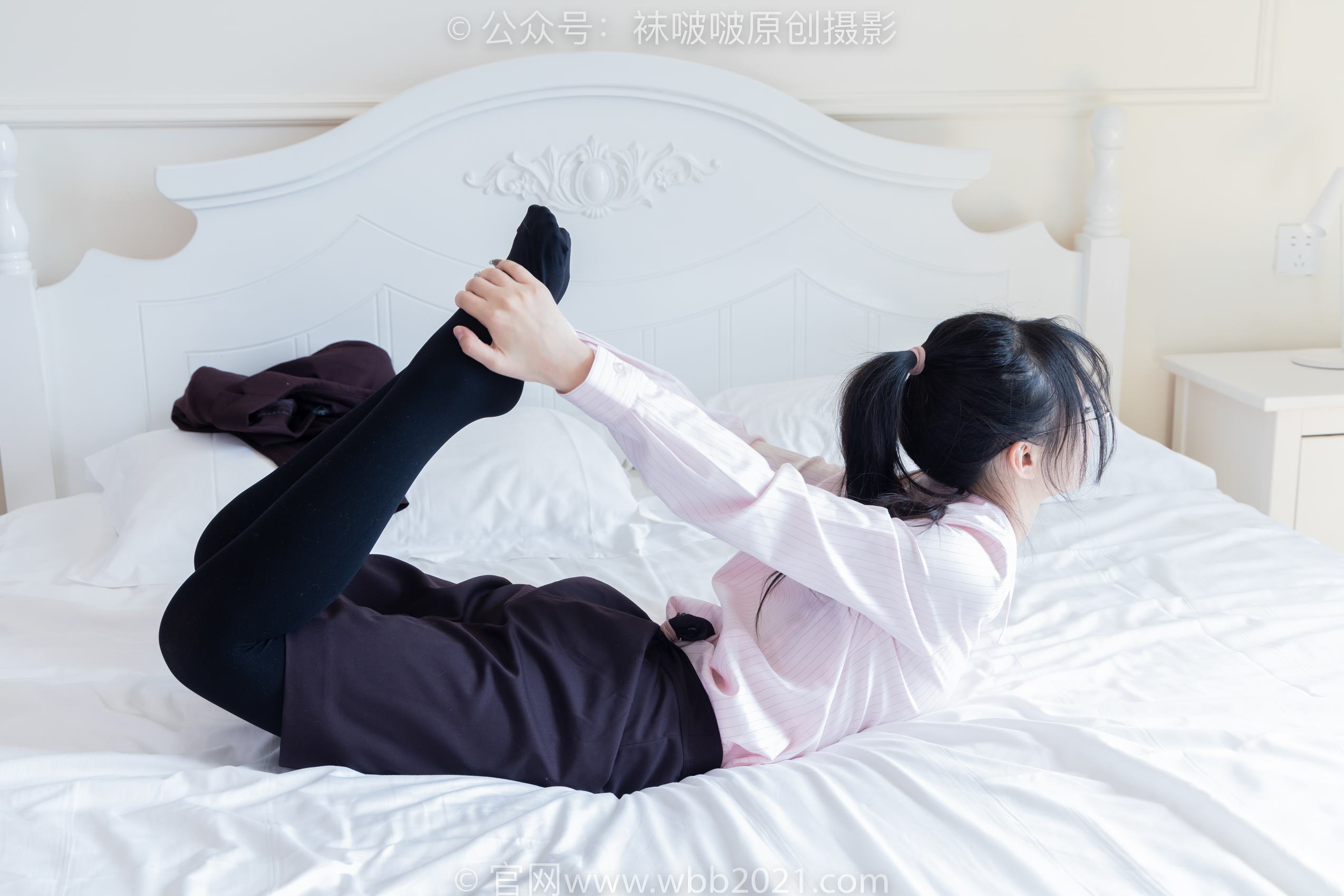 图片[165]-[BoBoSocks袜啵啵]NO.362 甜甜圈-两双皮鞋、厚肉丝、厚黑丝、ol制服[230P] – 速更版-美库