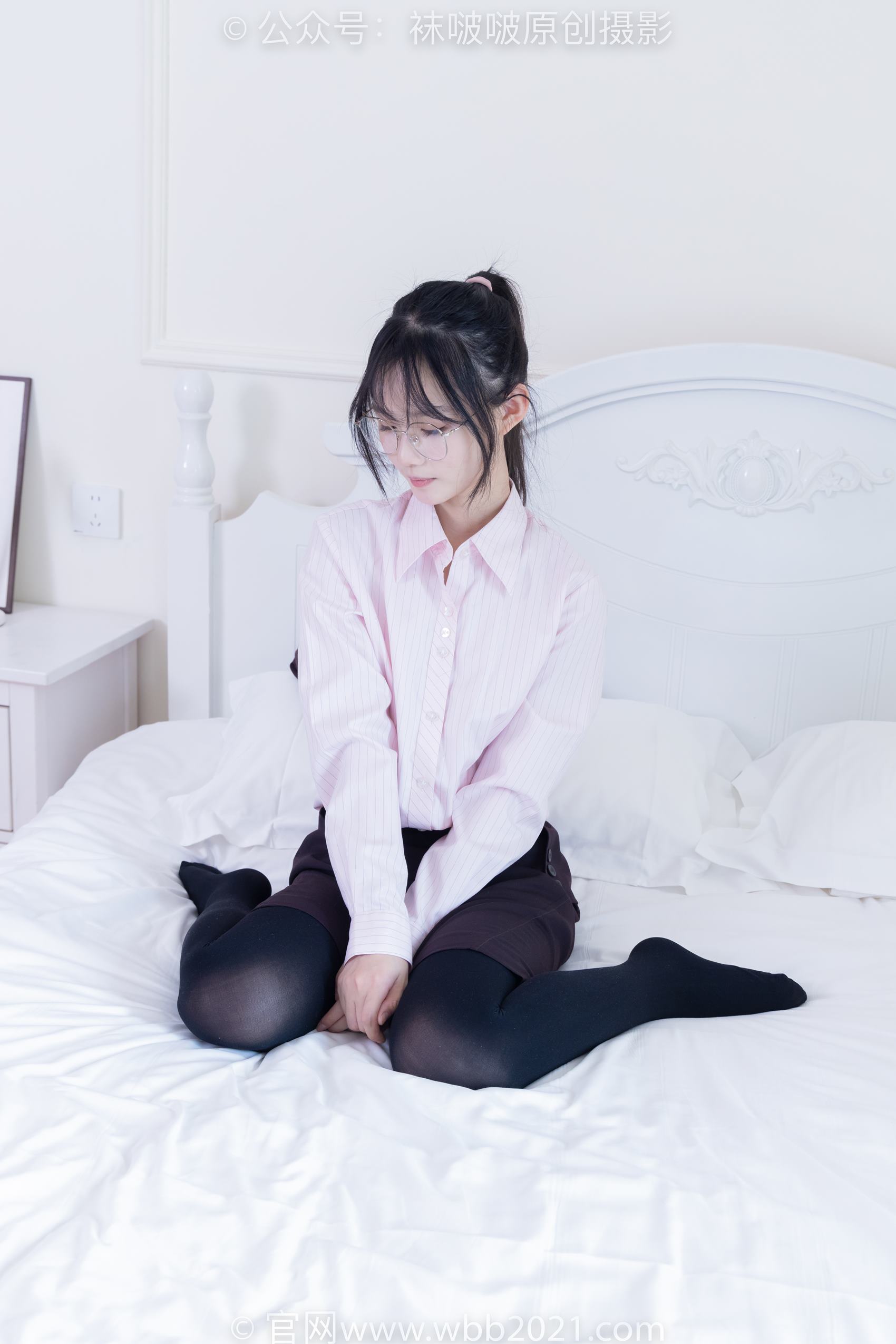 图片[187]-[BoBoSocks袜啵啵]NO.362 甜甜圈-两双皮鞋、厚肉丝、厚黑丝、ol制服[230P] – 速更版-美库