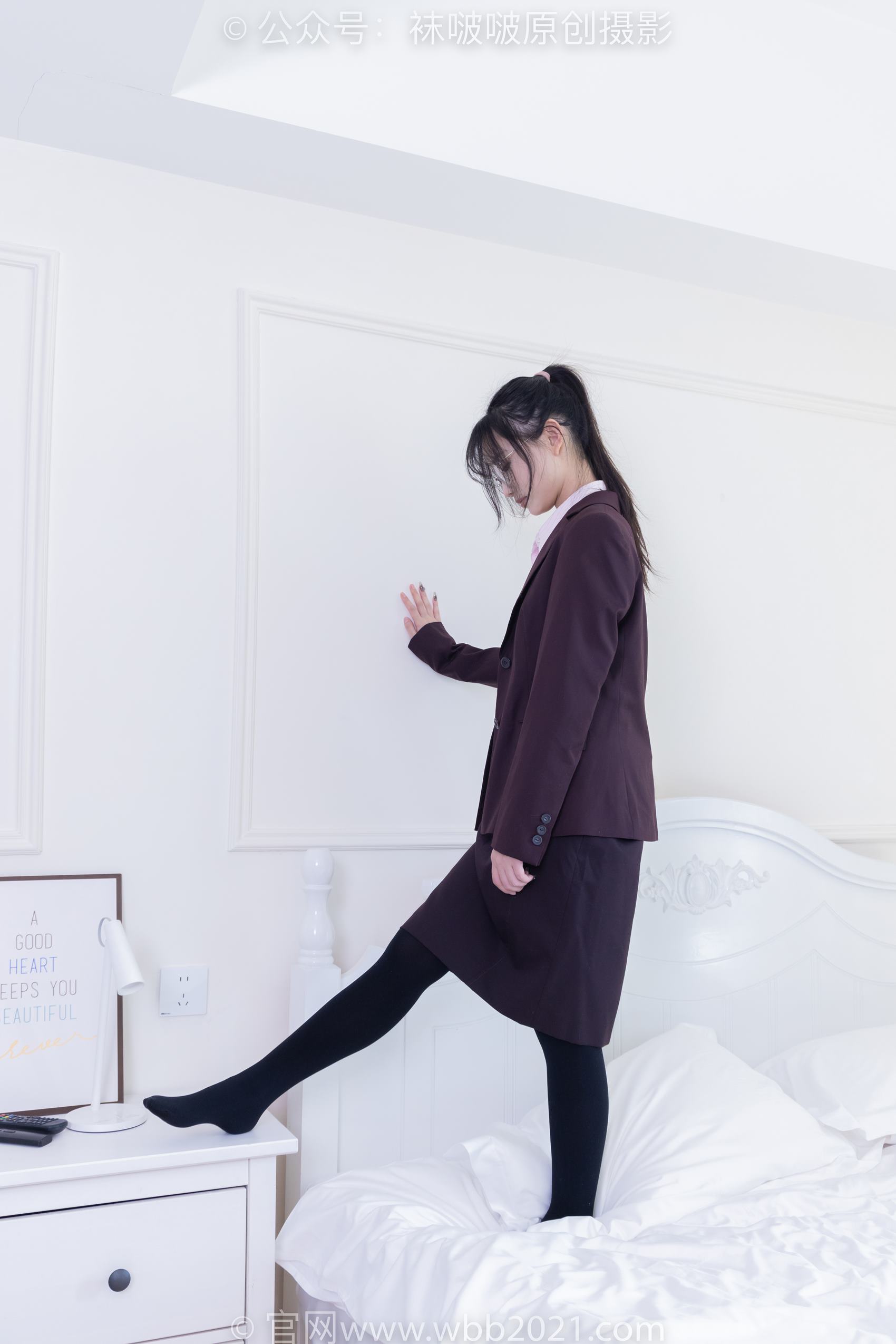 图片[194]-[BoBoSocks袜啵啵]NO.362 甜甜圈-两双皮鞋、厚肉丝、厚黑丝、ol制服[230P] – 速更版-美库