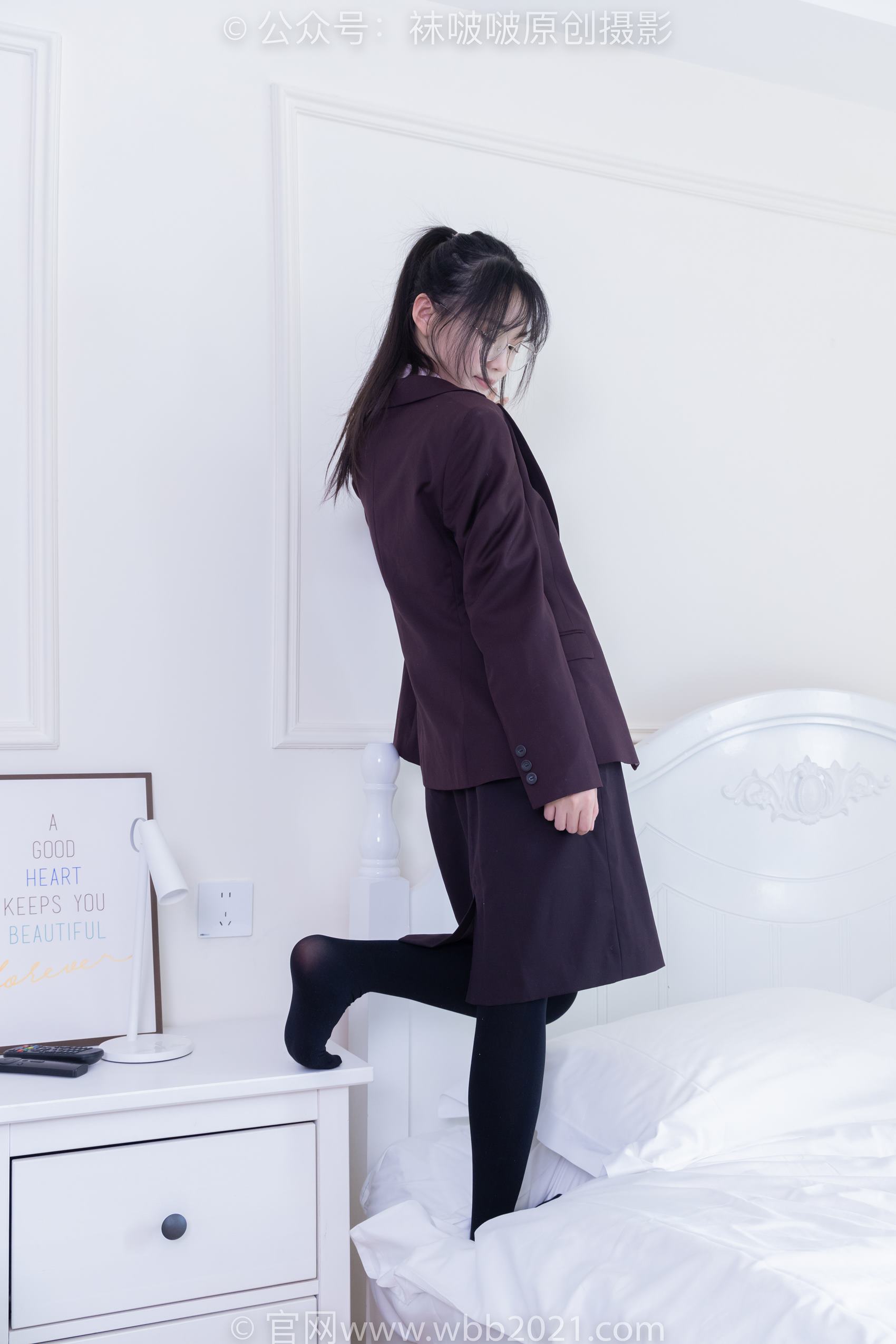 图片[198]-[BoBoSocks袜啵啵]NO.362 甜甜圈-两双皮鞋、厚肉丝、厚黑丝、ol制服[230P] – 速更版-美库