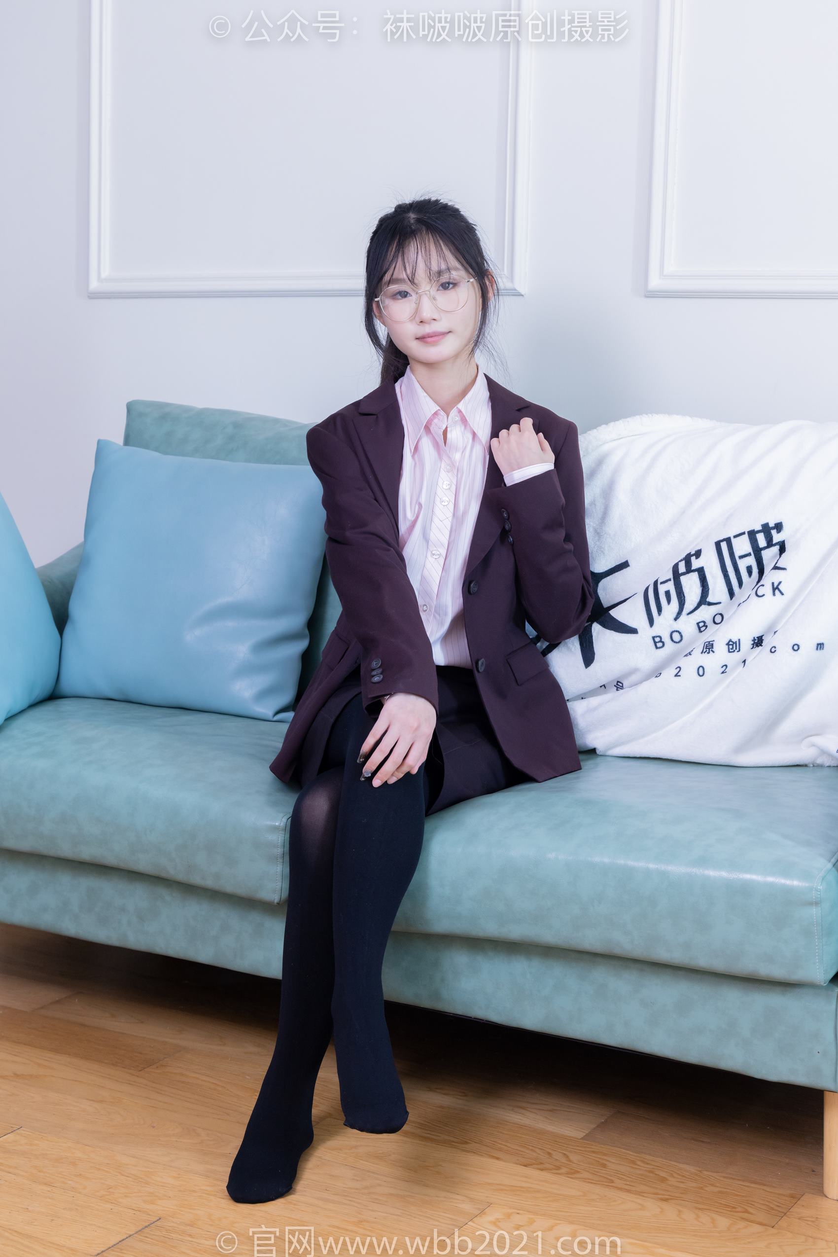 图片[208]-[BoBoSocks袜啵啵]NO.362 甜甜圈-两双皮鞋、厚肉丝、厚黑丝、ol制服[230P] – 速更版-美库