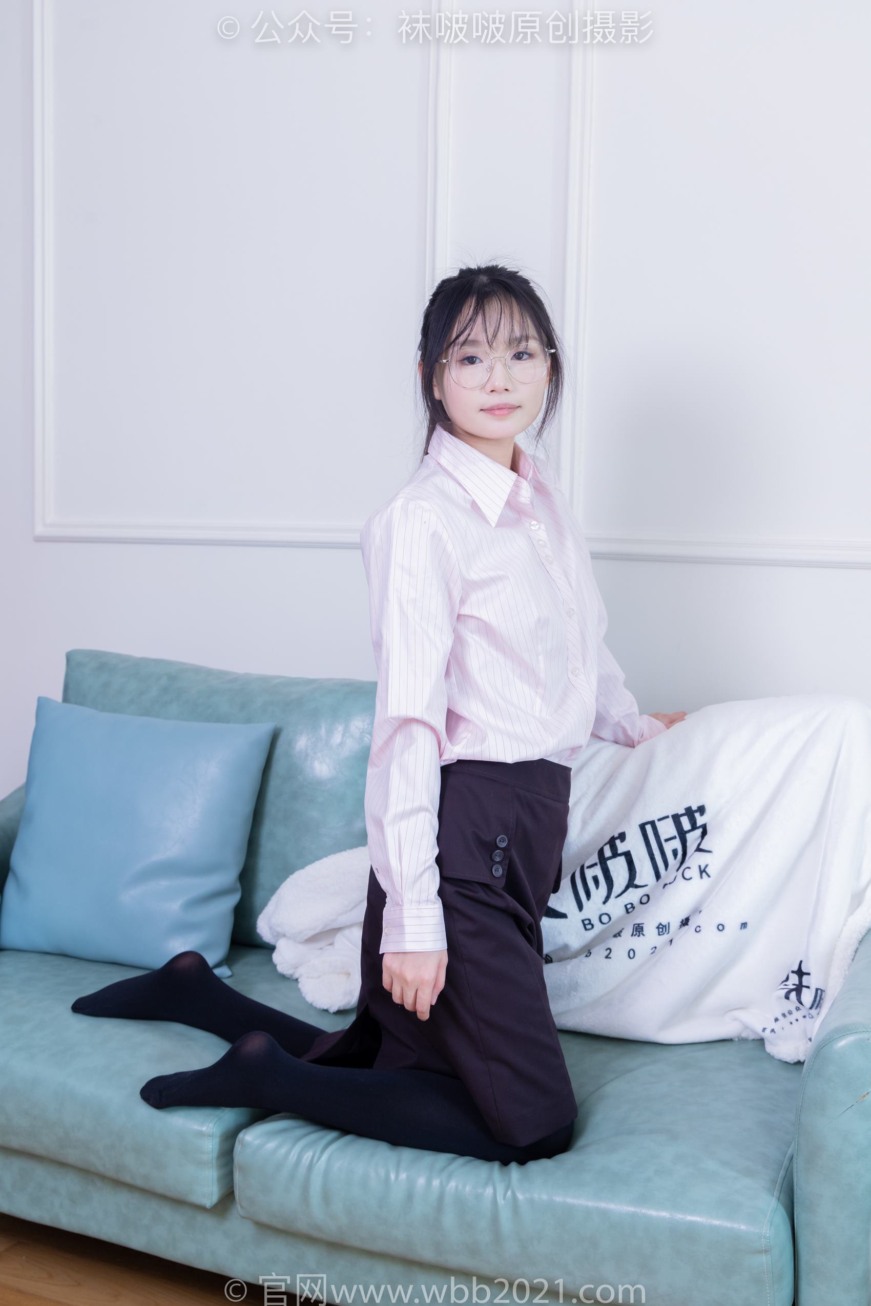 图片[215]-[BoBoSocks袜啵啵]NO.362 甜甜圈-两双皮鞋、厚肉丝、厚黑丝、ol制服[230P] – 速更版-美库