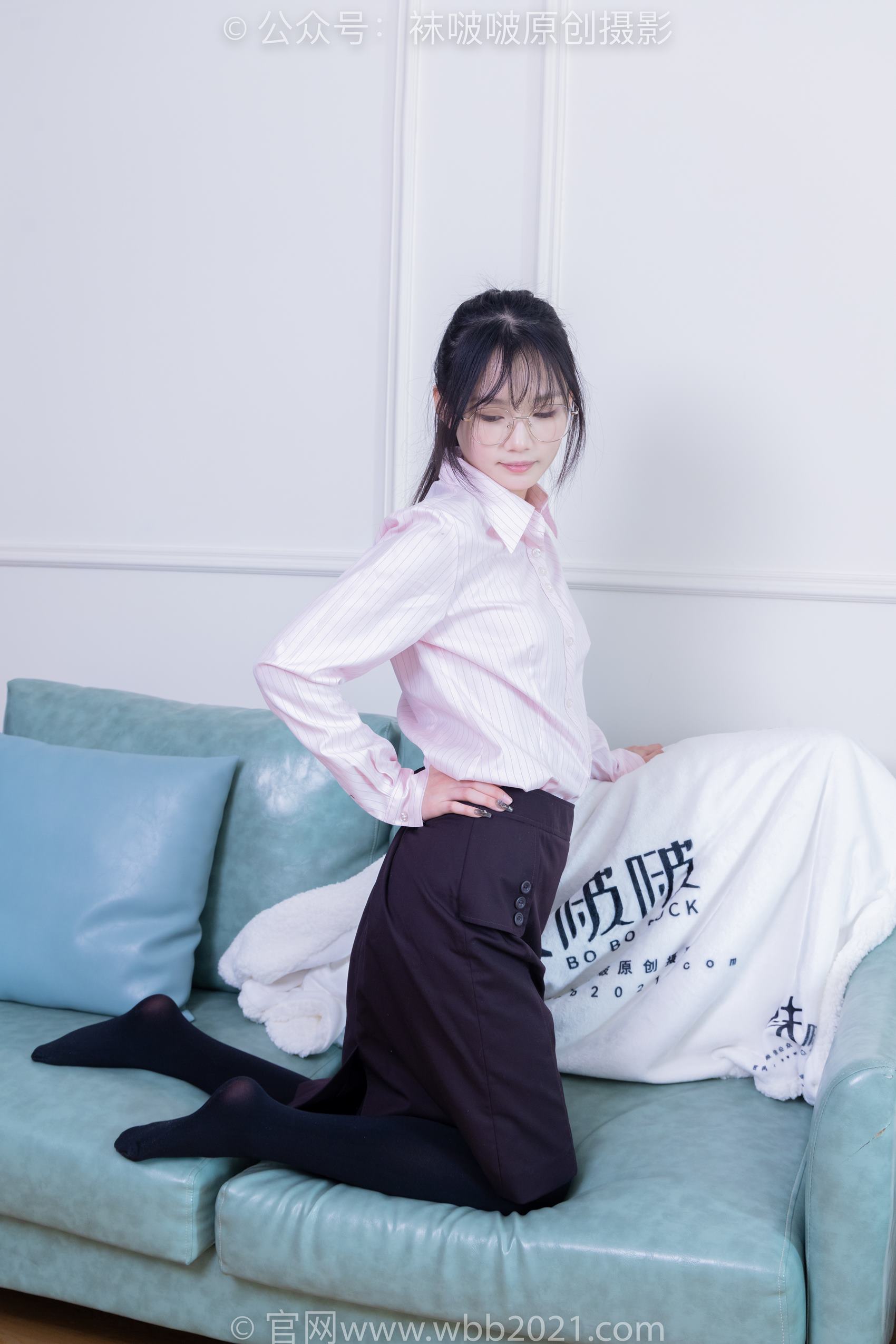 图片[216]-[BoBoSocks袜啵啵]NO.362 甜甜圈-两双皮鞋、厚肉丝、厚黑丝、ol制服[230P] – 速更版-美库