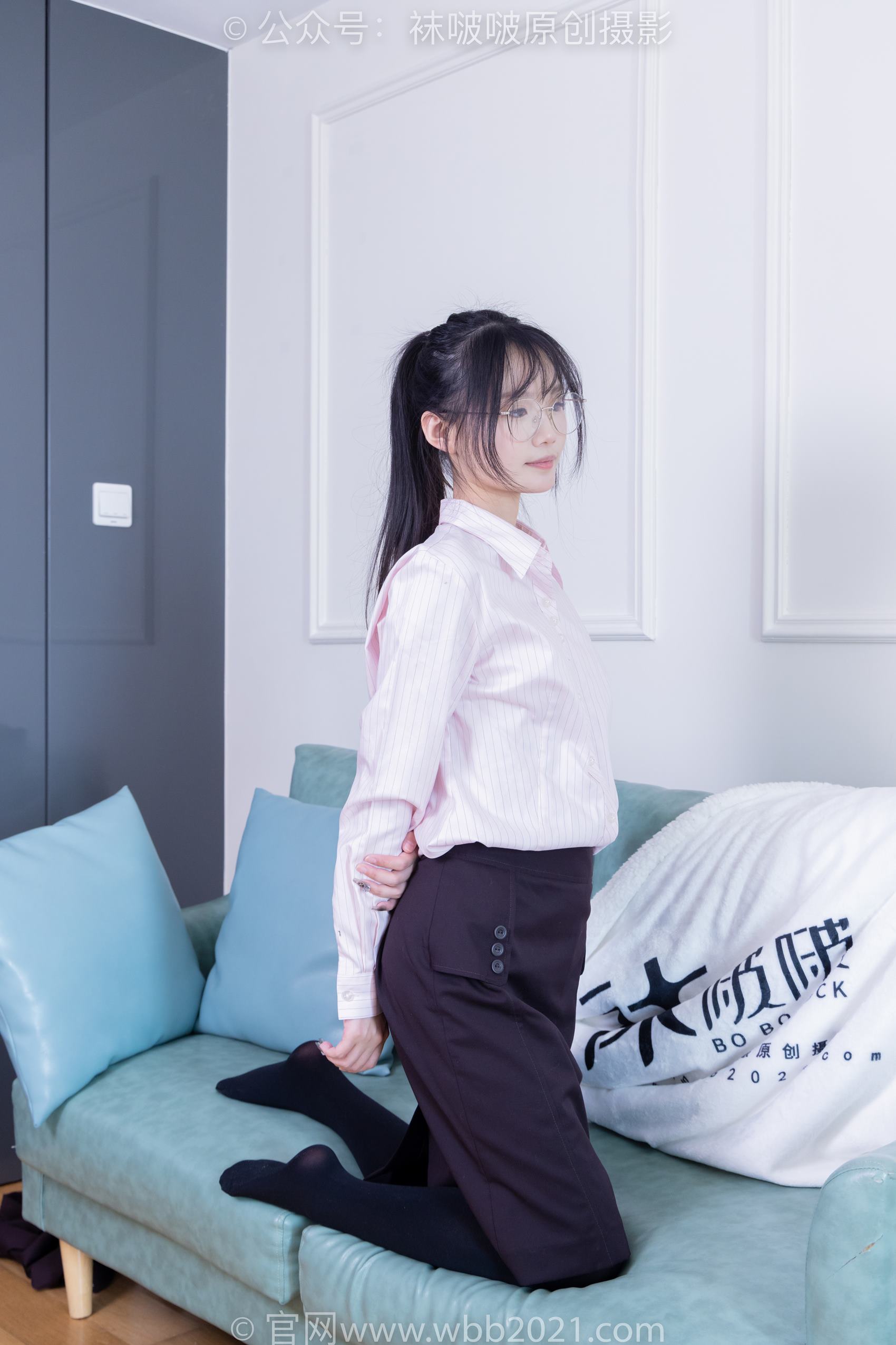 图片[219]-[BoBoSocks袜啵啵]NO.362 甜甜圈-两双皮鞋、厚肉丝、厚黑丝、ol制服[230P] – 速更版-美库