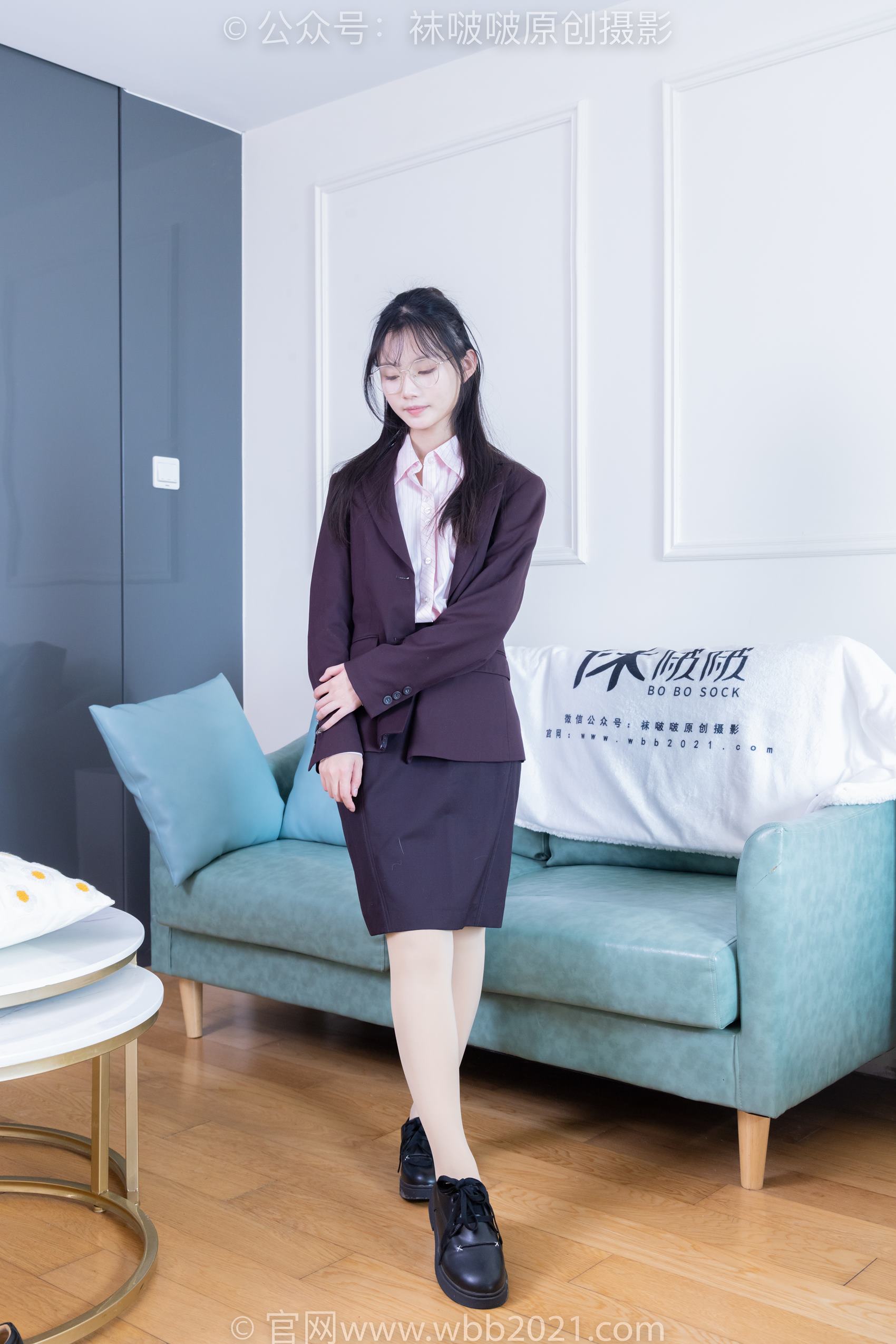 图片[224]-[BoBoSocks袜啵啵]NO.362 甜甜圈-两双皮鞋、厚肉丝、厚黑丝、ol制服[230P] – 速更版-美库