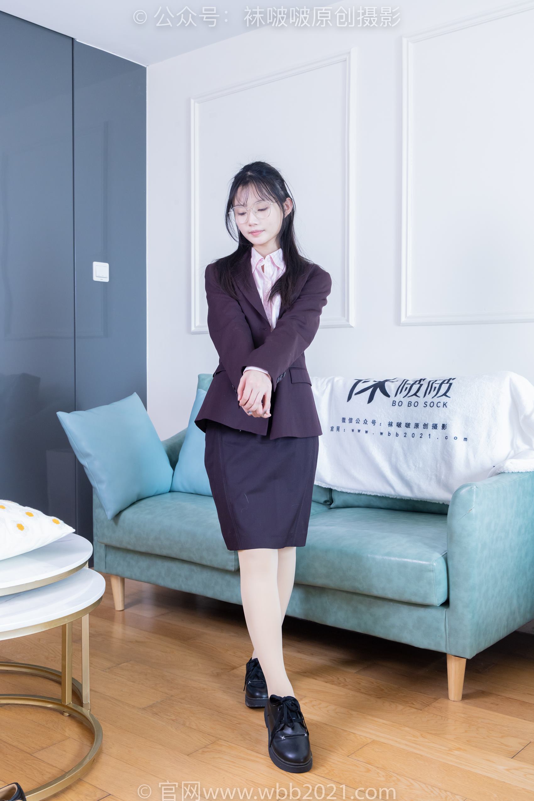 图片[227]-[BoBoSocks袜啵啵]NO.362 甜甜圈-两双皮鞋、厚肉丝、厚黑丝、ol制服[230P] – 速更版-美库