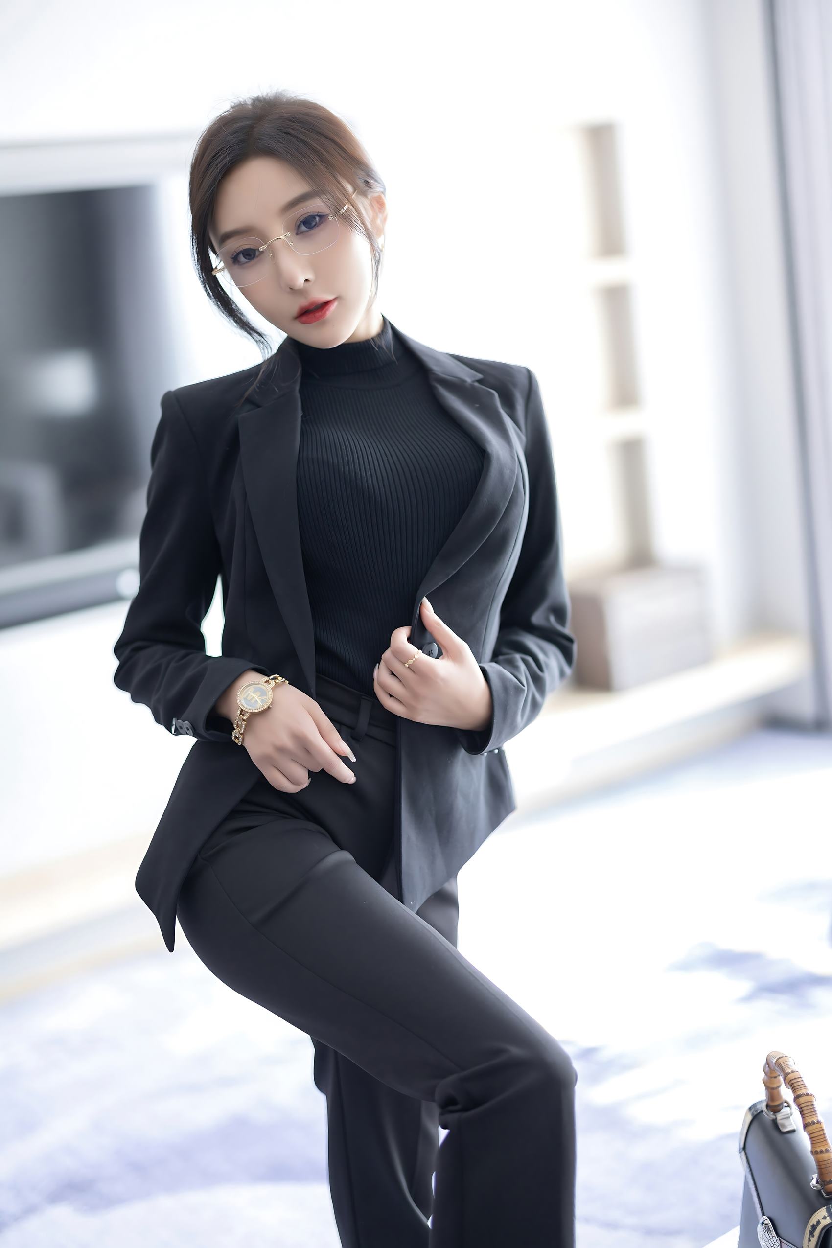 图片[14]-秀人模特@王馨瑶Yanni – 黑色西装加西裤高启兰 [61P] – 速更版-美库