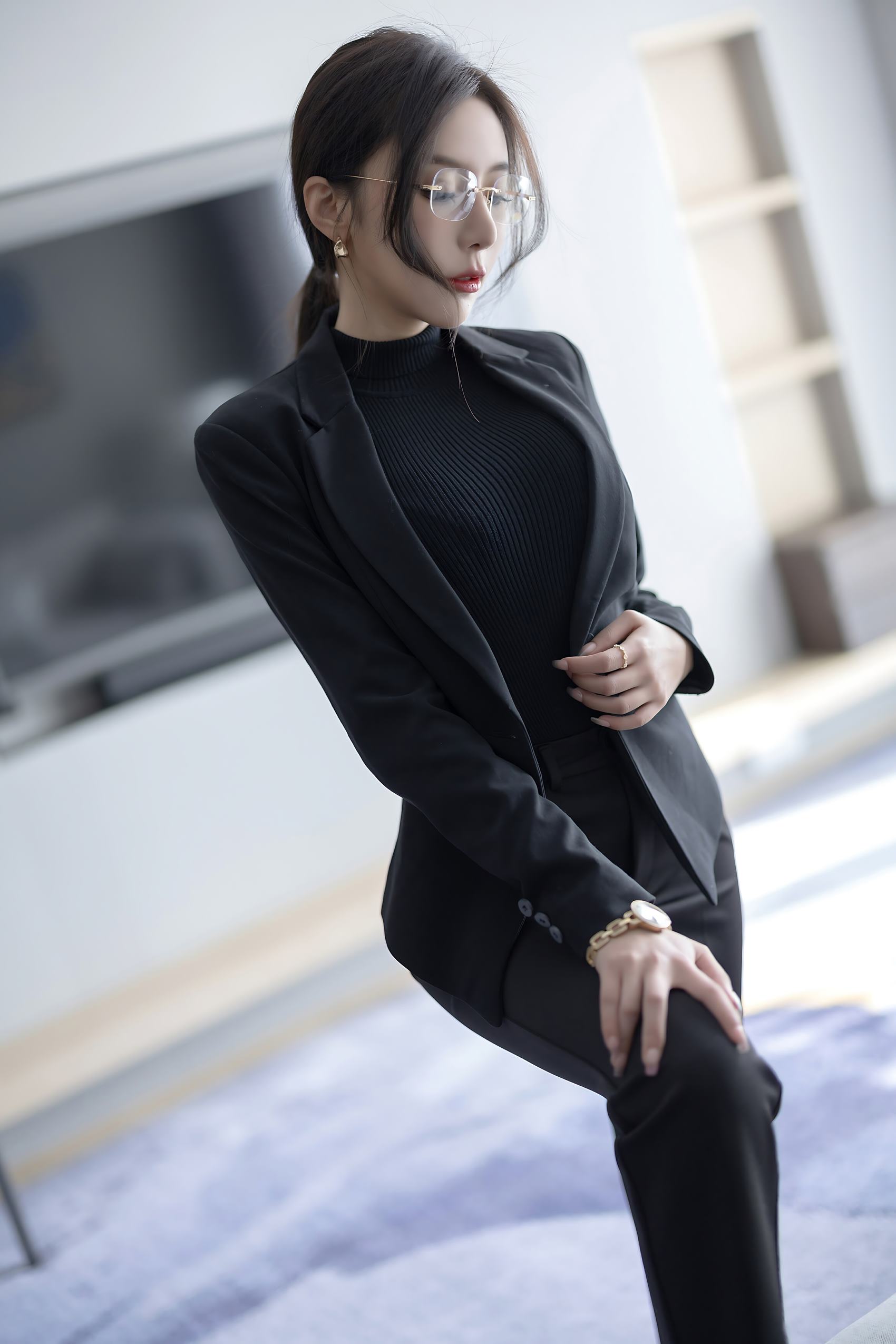 图片[15]-秀人模特@王馨瑶Yanni – 黑色西装加西裤高启兰 [61P] – 速更版-美库