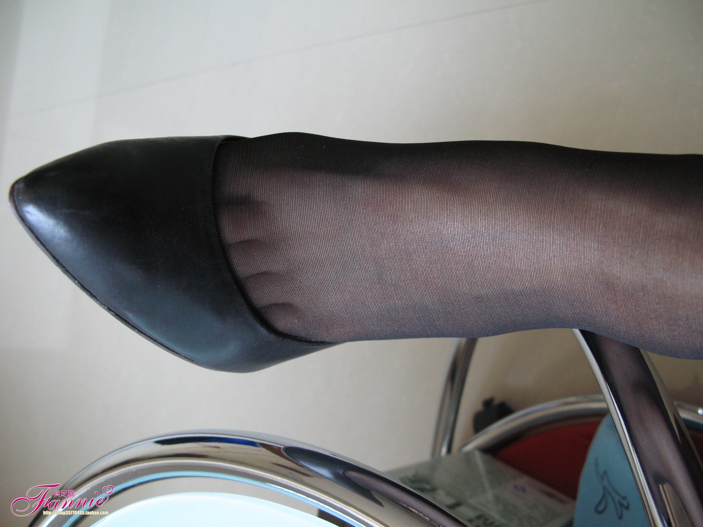 图片[53]-Fannie芬妮每足园 No.463 五月的丝恋 黑丝船袜[116P] – 速更版-美库