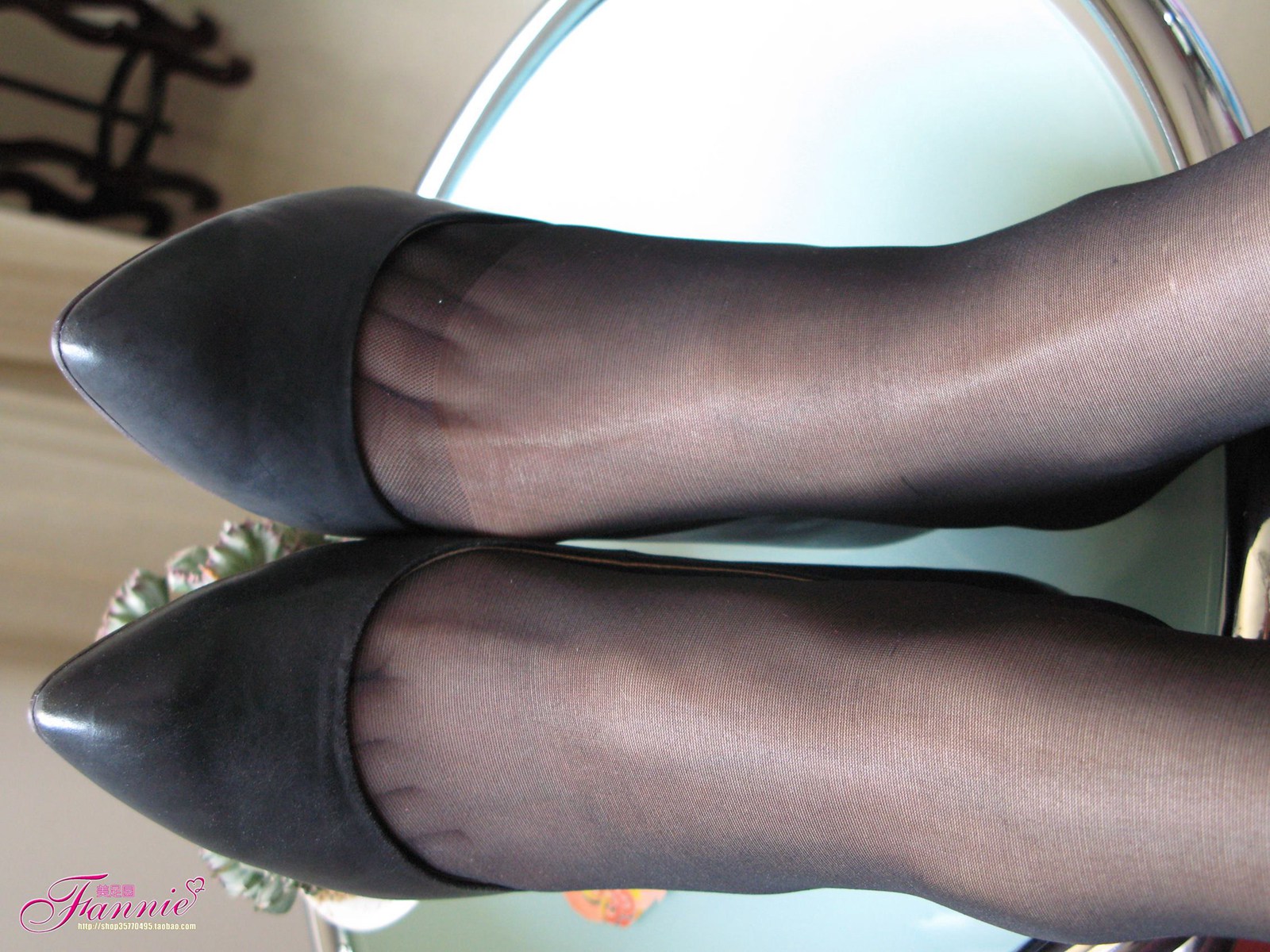 图片[100]-Fannie芬妮每足园 No.463 五月的丝恋 黑丝船袜[116P] – 速更版-美库