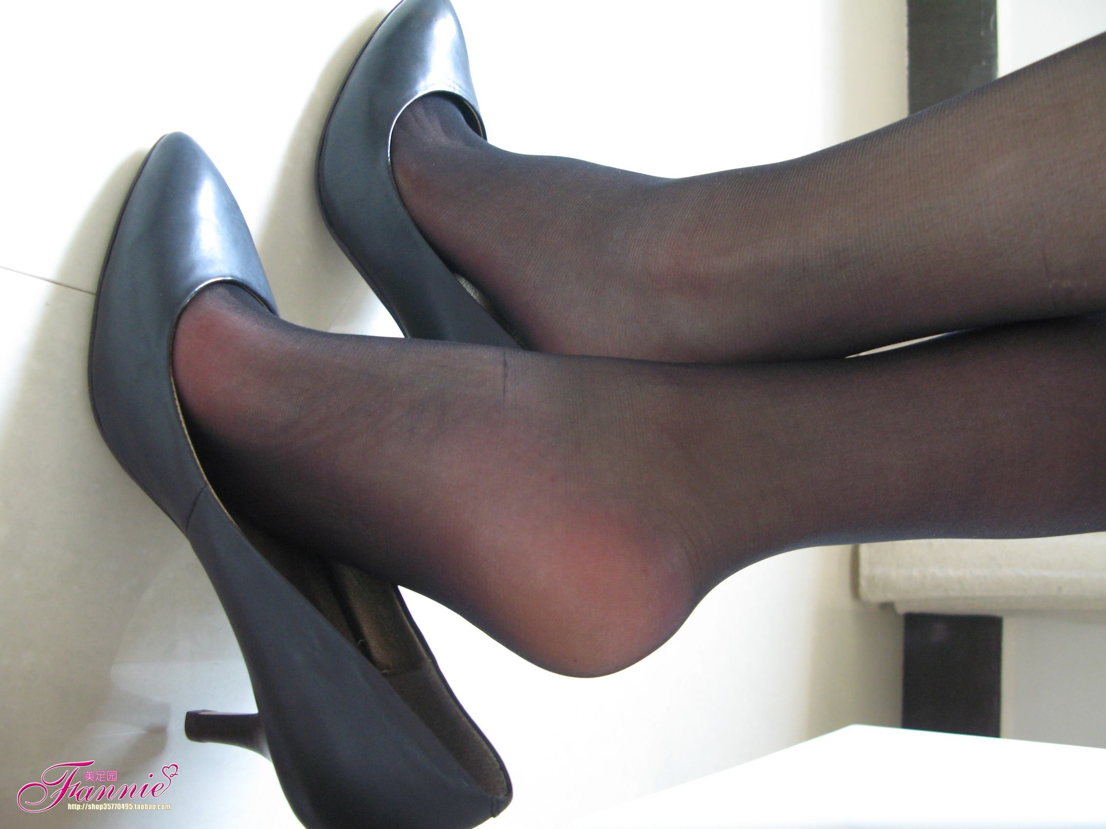 图片[116]-Fannie芬妮每足园 No.463 五月的丝恋 黑丝船袜[116P] – 速更版-美库