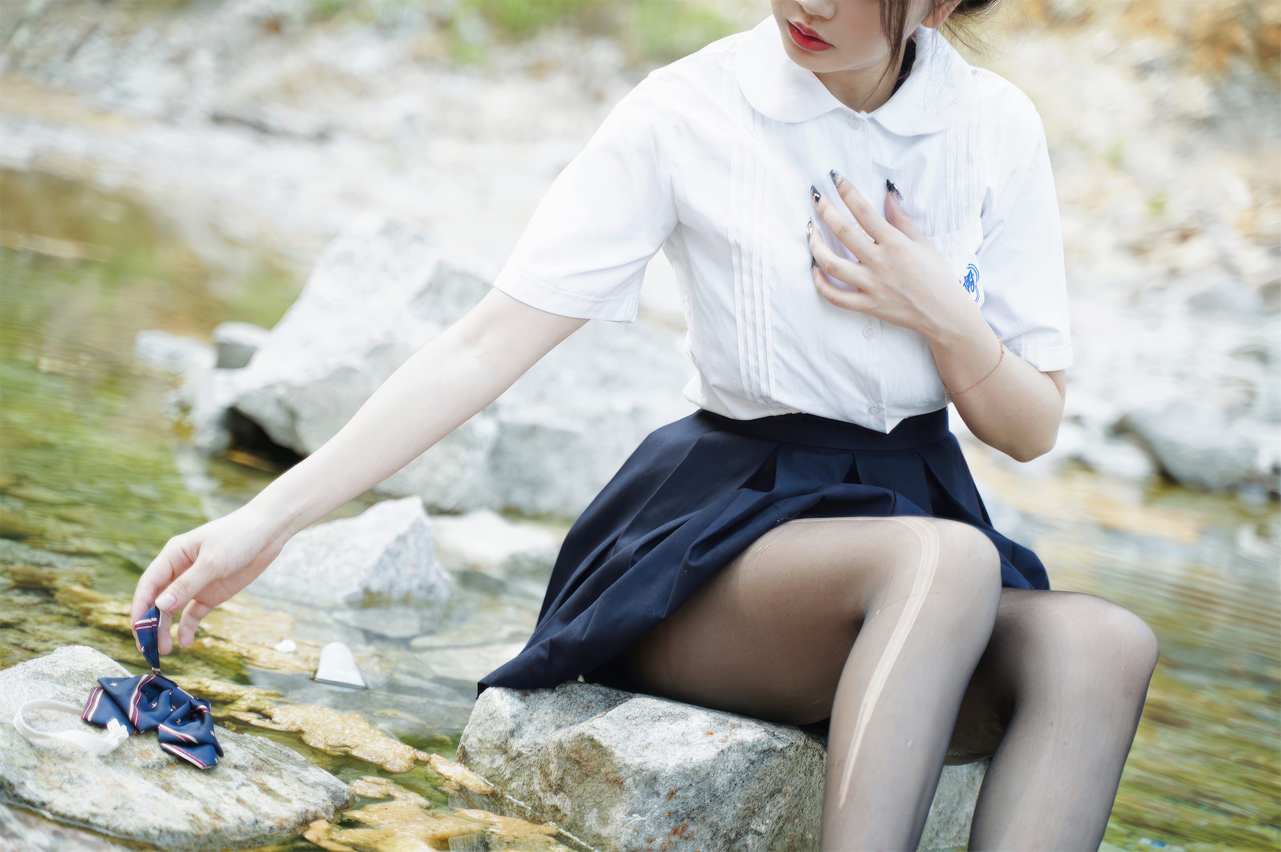 图片[18]-Tina很妖孽呀 – 小溪体操服死库水JK[42P] – 速更版-美库