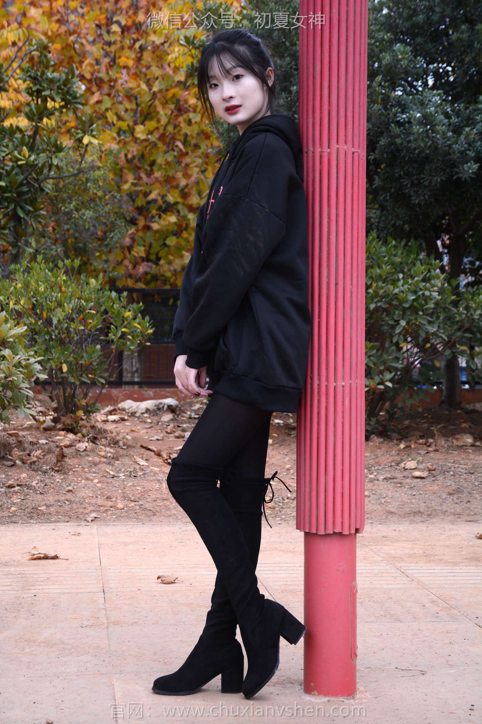 图片[23]-初夏女神 NO.132 安妮 浅看红枫[120P] – 速更版-美库