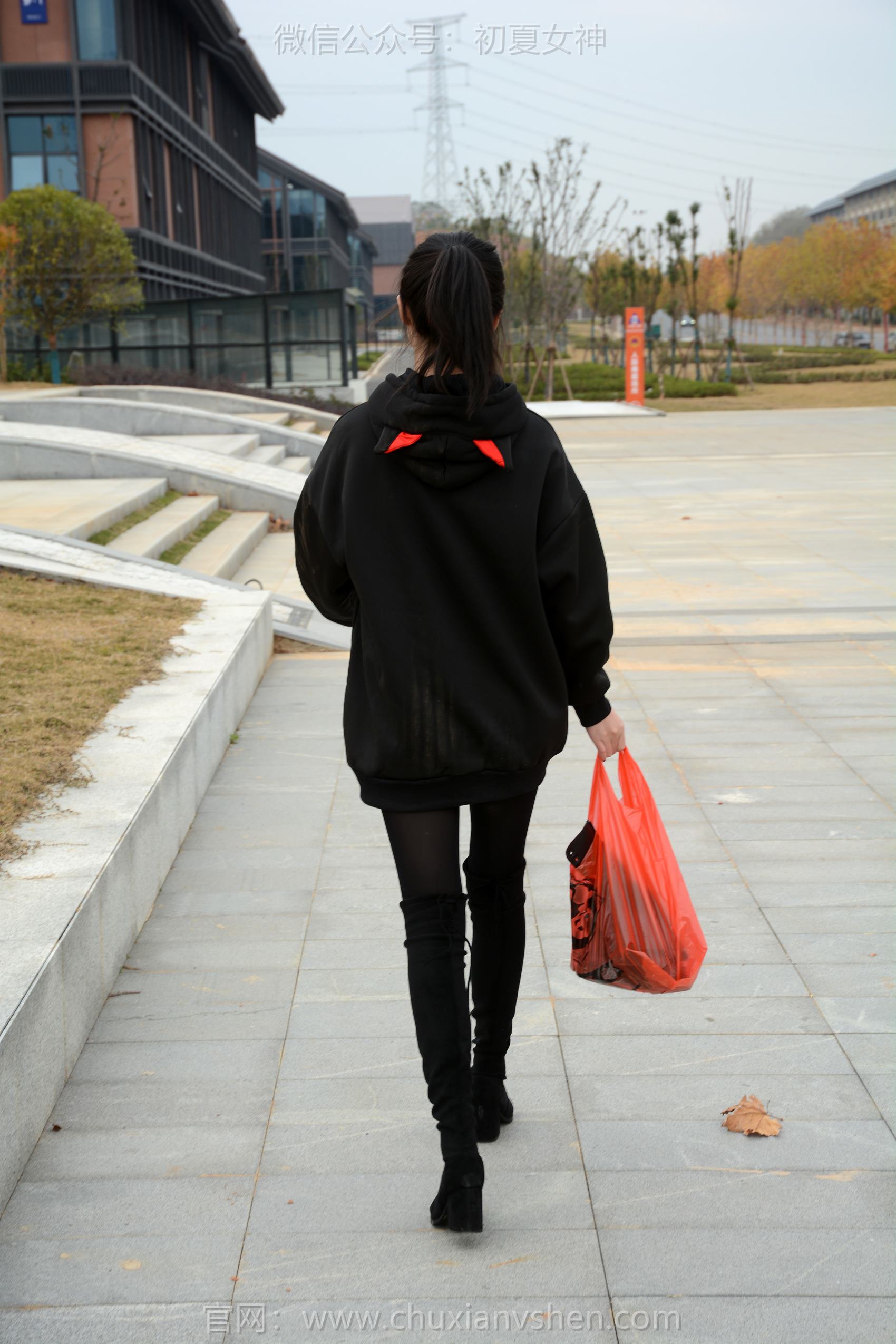 图片[51]-初夏女神 NO.132 安妮 浅看红枫[120P] – 速更版-美库