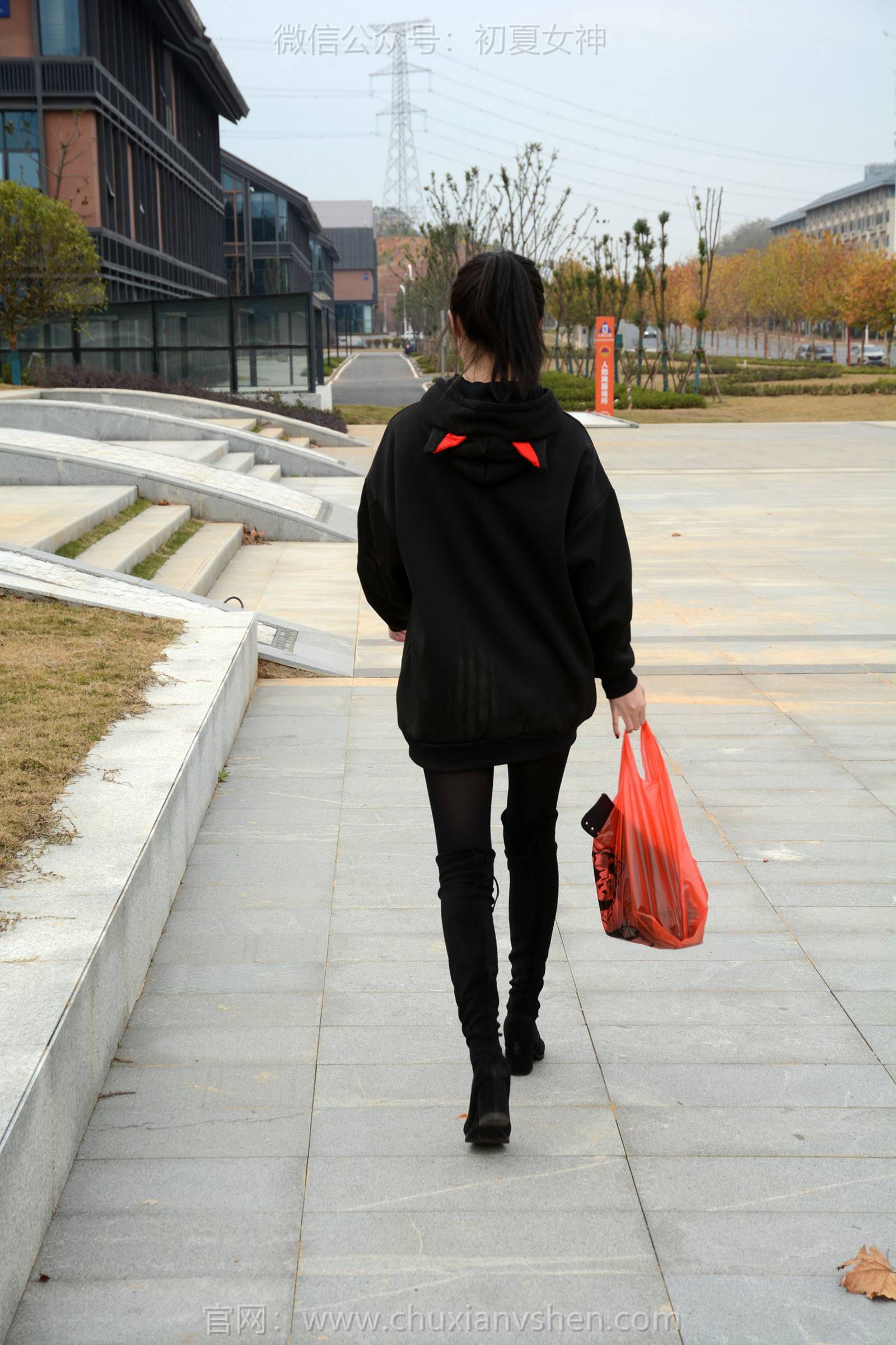 图片[52]-初夏女神 NO.132 安妮 浅看红枫[120P] – 速更版-美库