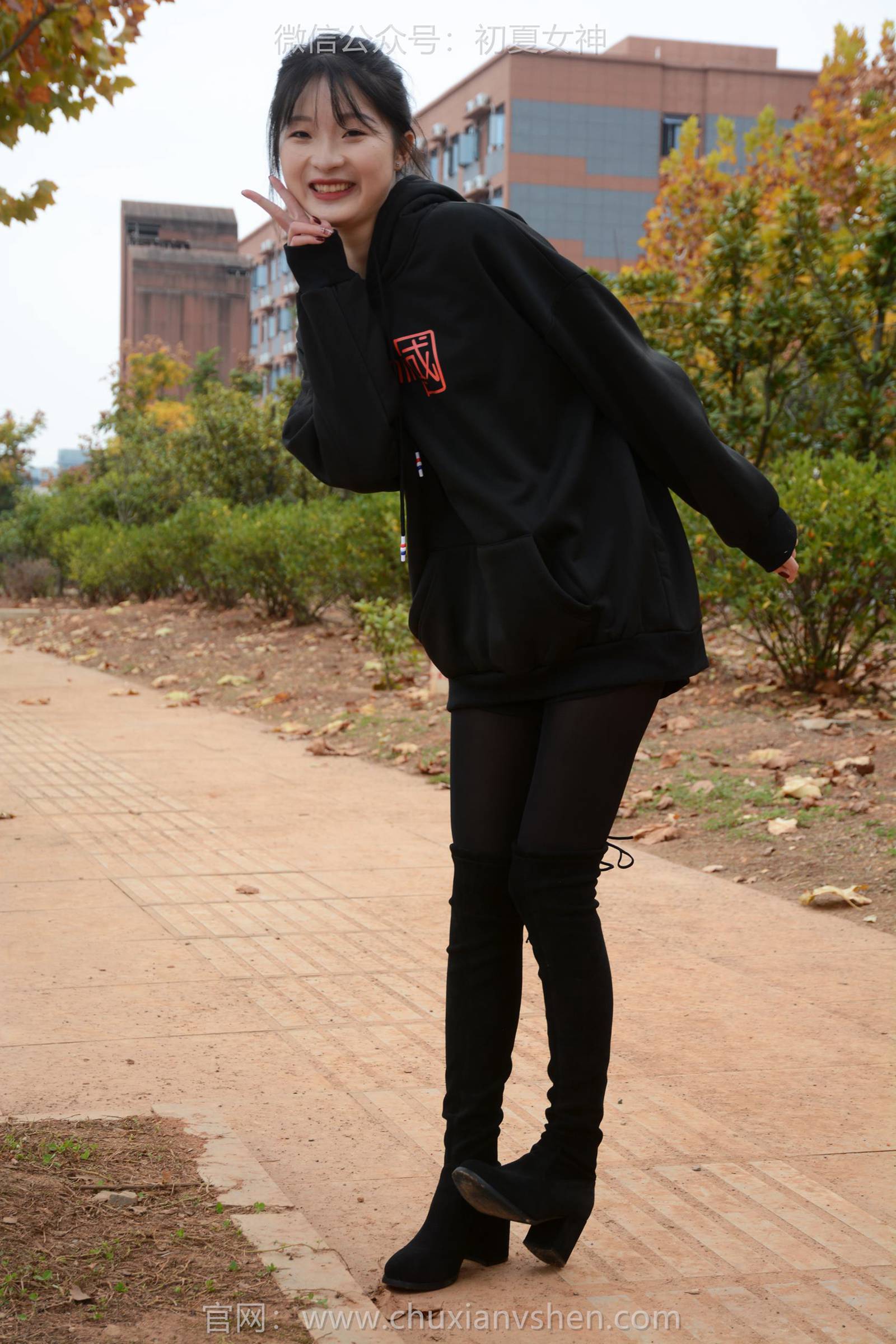 图片[121]-初夏女神 NO.132 安妮 浅看红枫[120P] – 速更版-美库