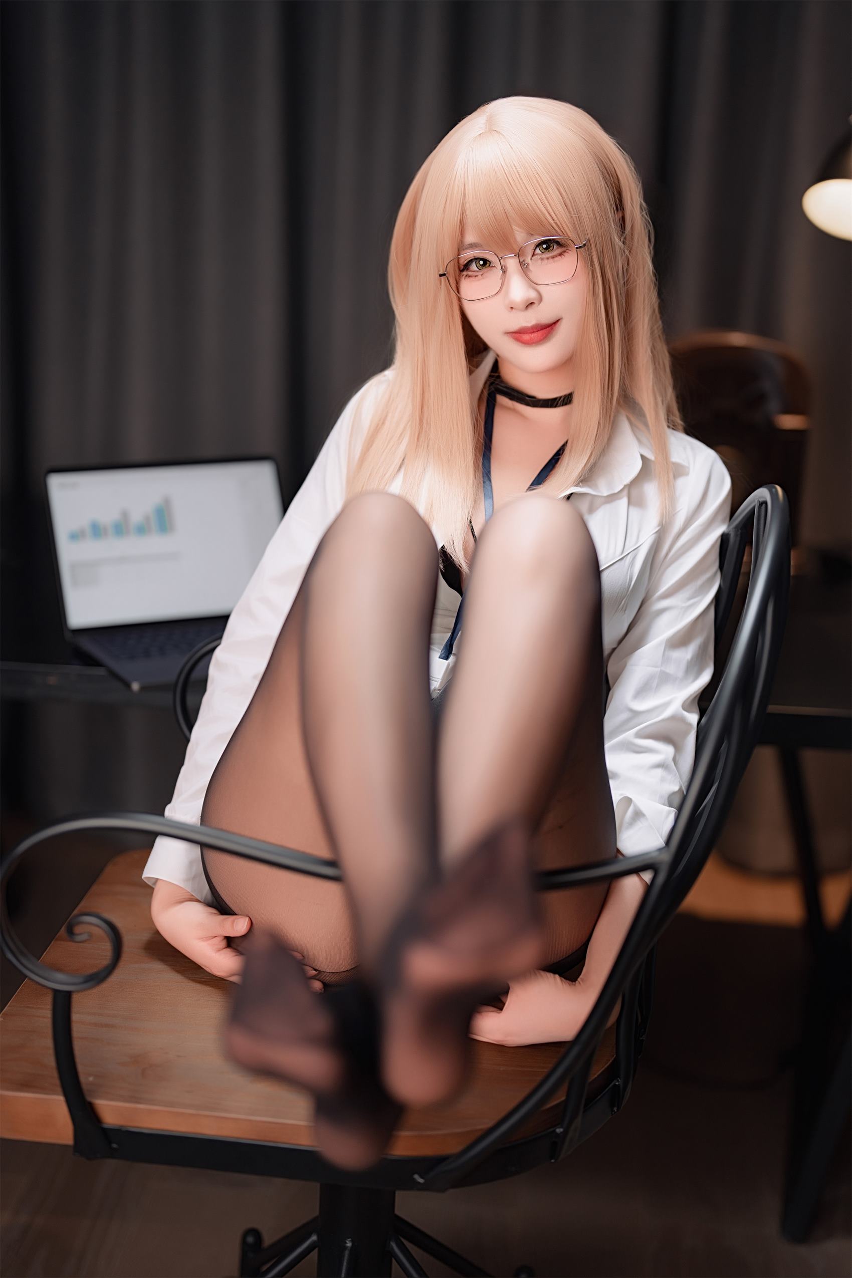 图片[20]-轩萧学姐 – 艾玛OL[156P] – 速更版-美库