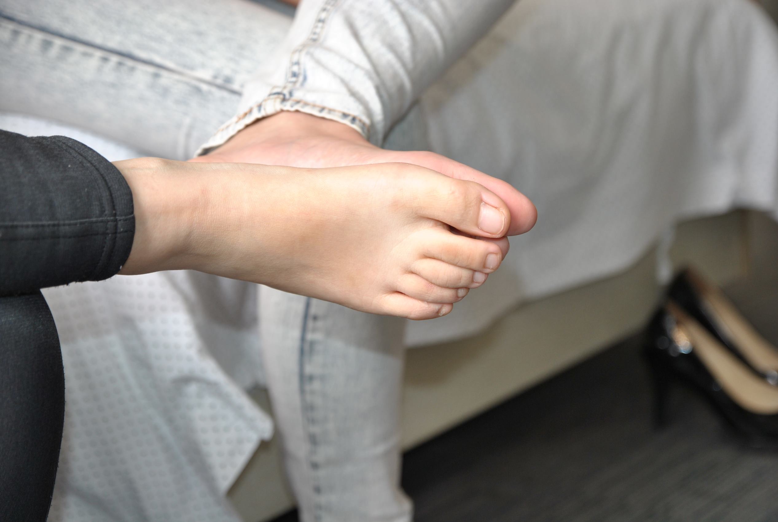 图片[21]-自由摄影 No.224 裸足 比脚 脚力 粉嫩 [98P] – 速更版-美库